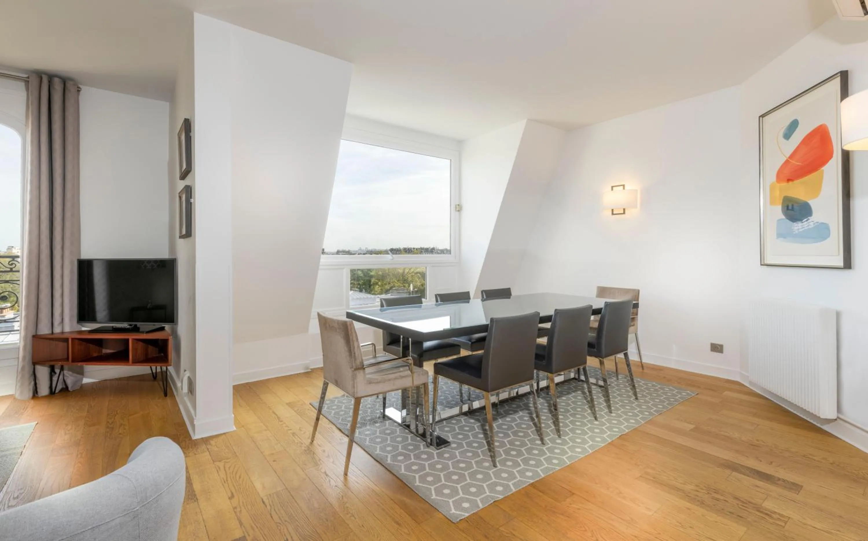 Dining area in Résidence Charles Floquet