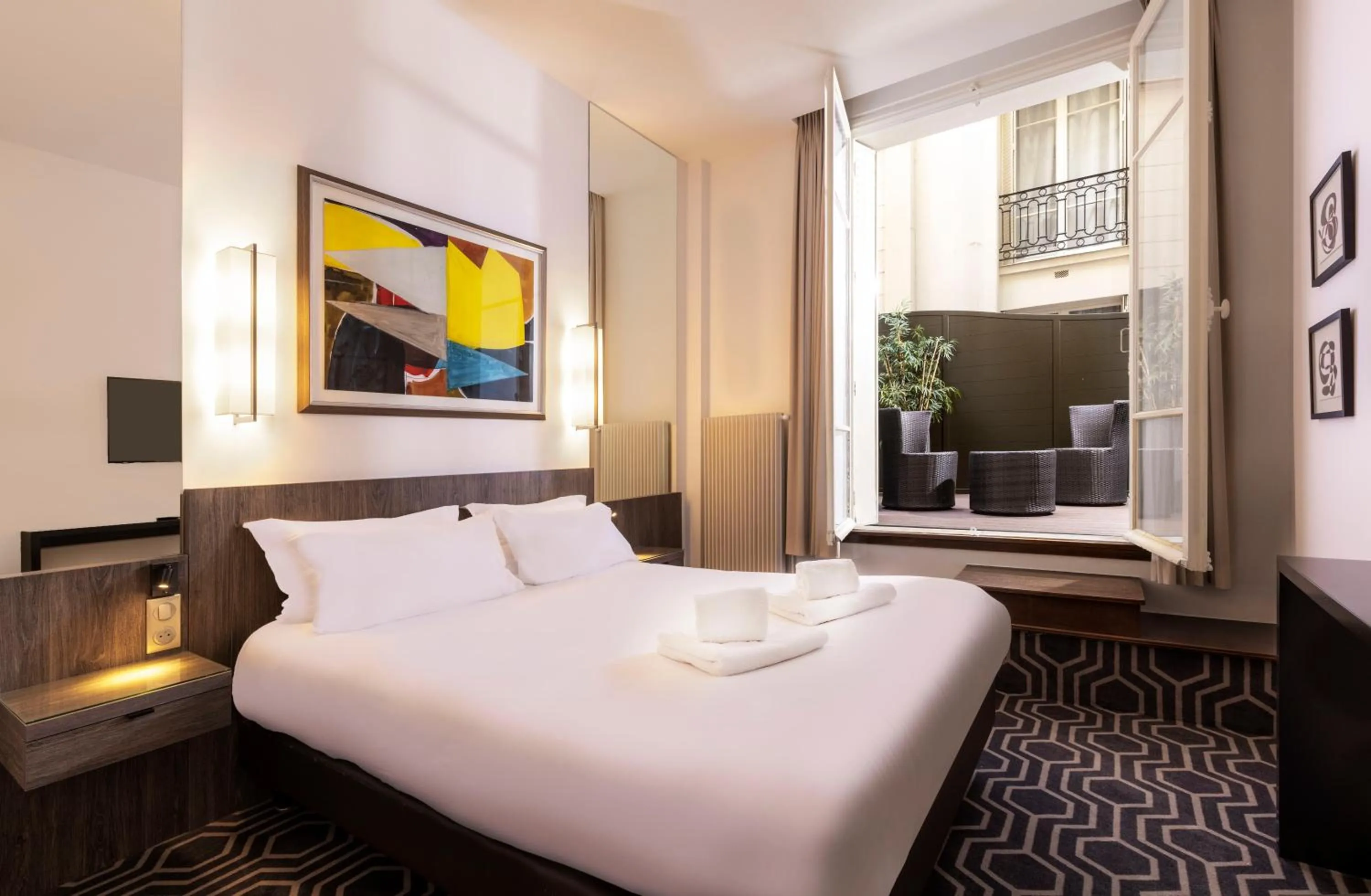 Bedroom, Bed in Résidence Charles Floquet