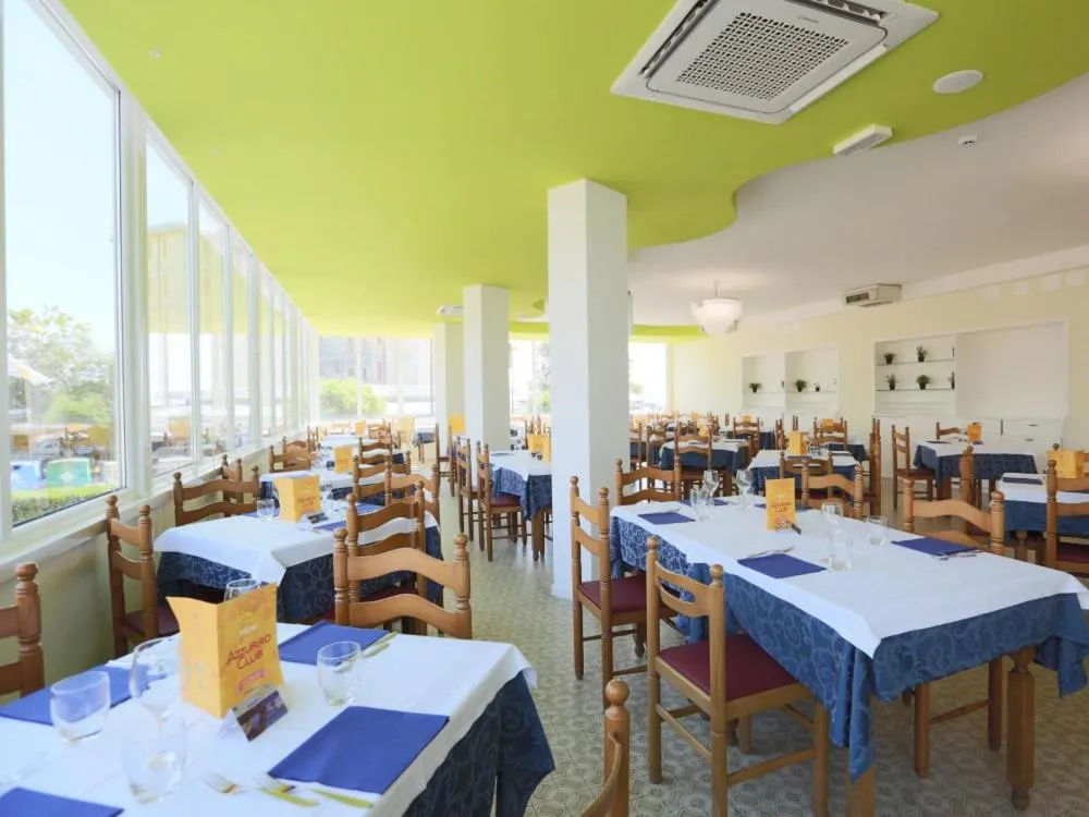 Hotel Marina Beach - Azzurro Club
