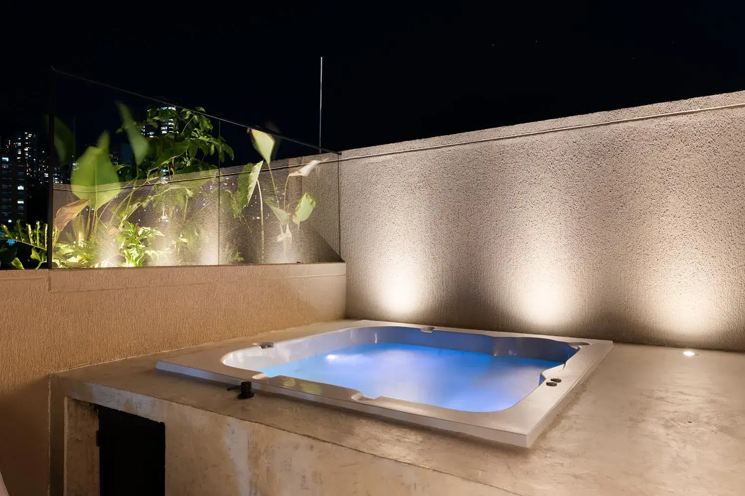 Two-Bedroom Penthouse Apartment in Nakúa Stay & Work Hotel Two-Bedroom Penthouse Apartment in Nakúa Stay & Work Hotel