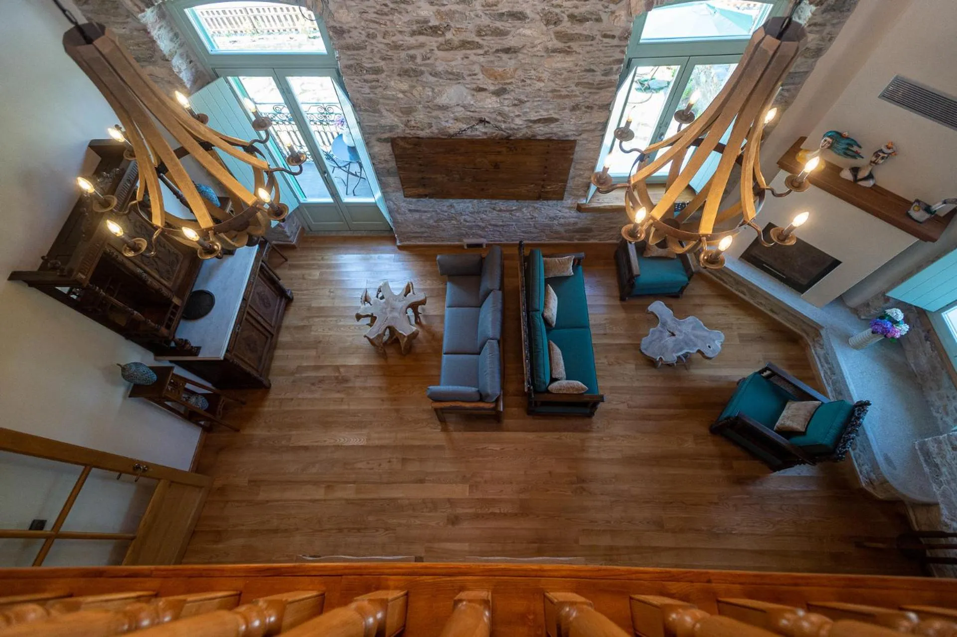 Communal lounge/ TV room in Nostos Country House