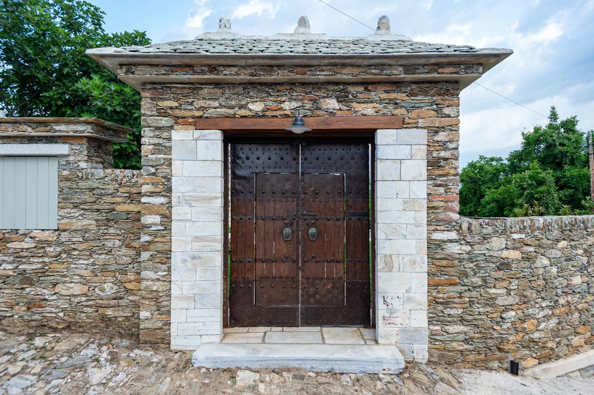 Facade/entrance in Nostos Country House