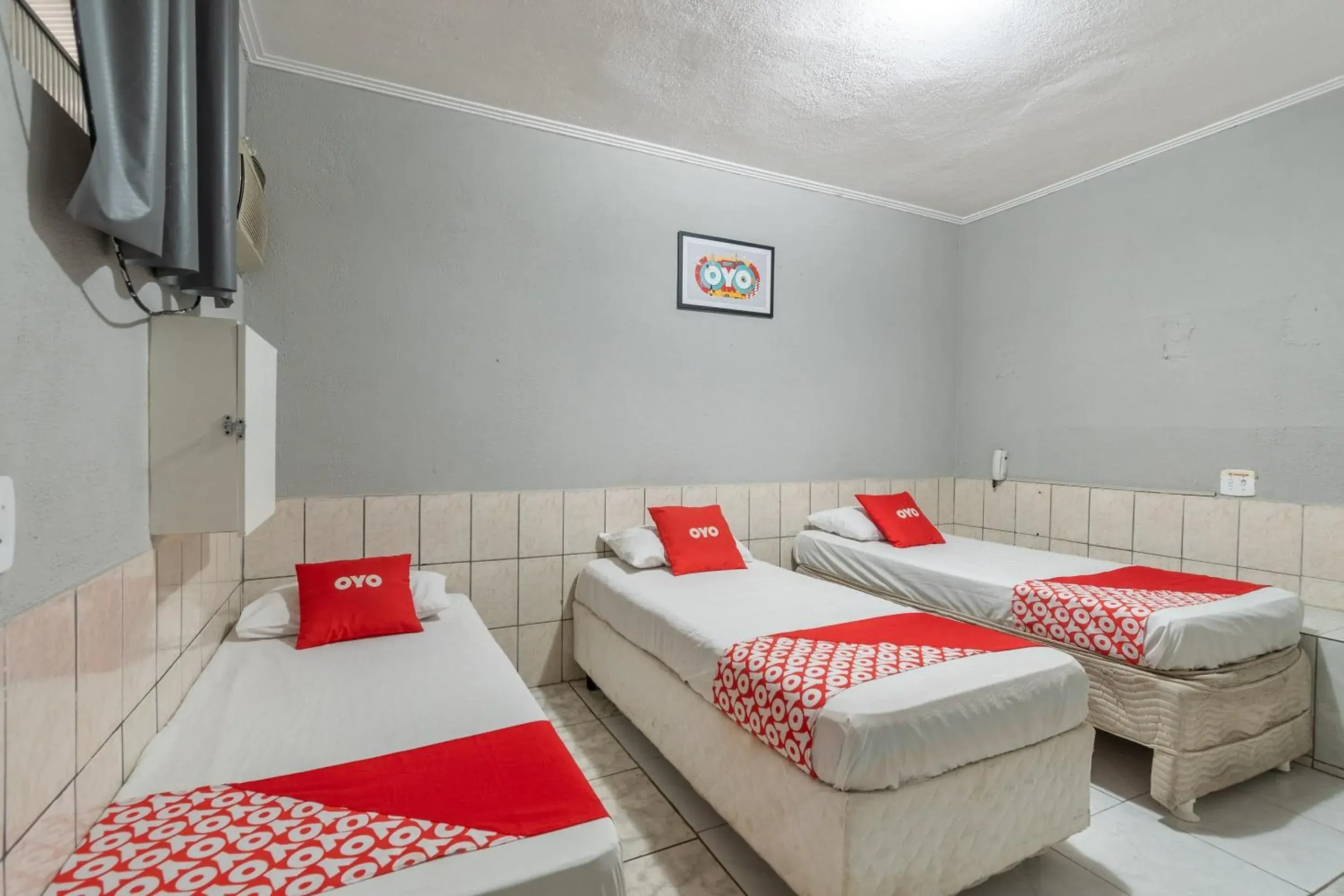 Triple Room in OYO Nações Unidas, Sao Paulo Triple Room in OYO Nações Unidas, Sao Paulo