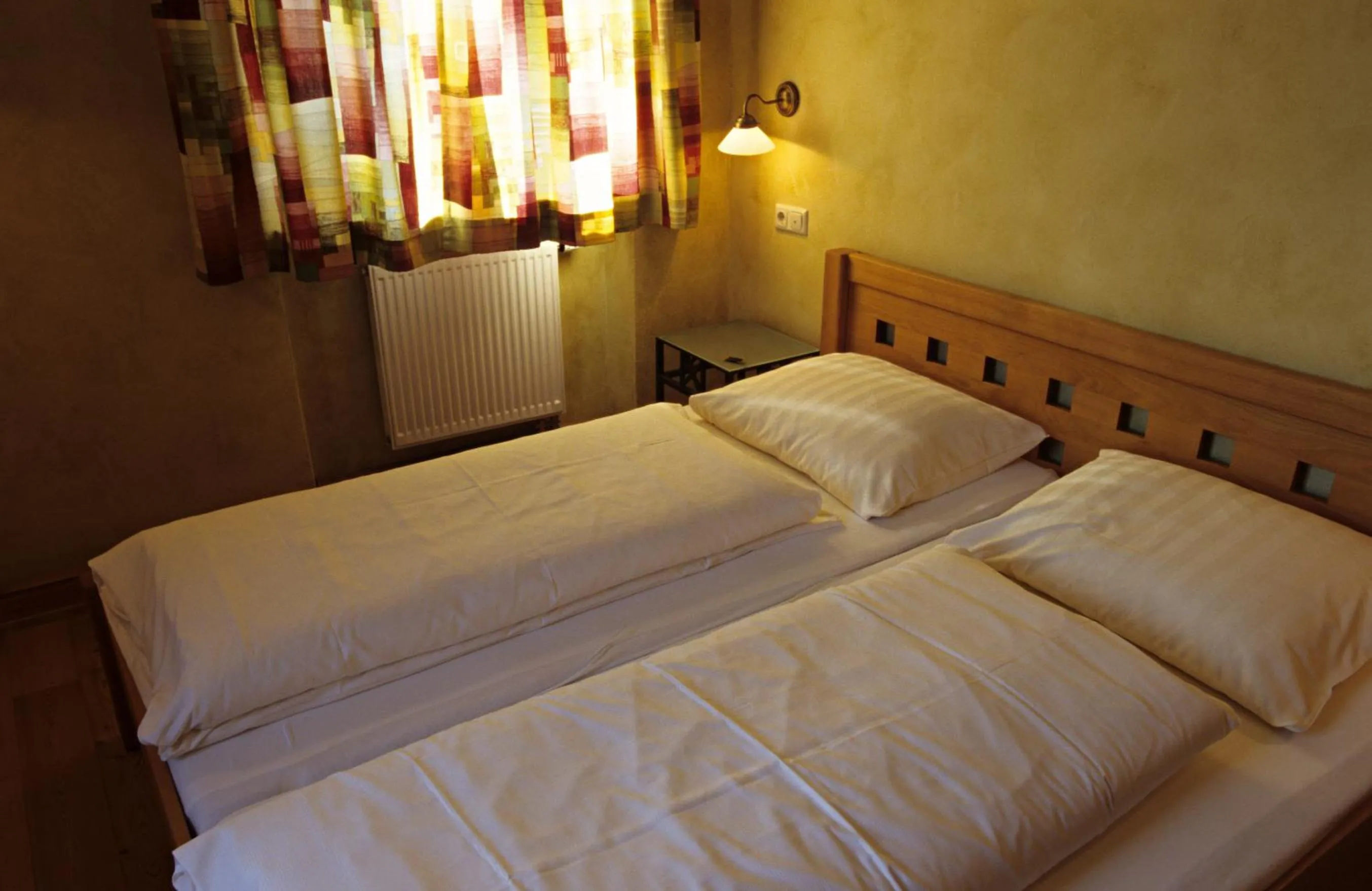 Bed in Der espenhof Landhotel, Tagungshotel & Weingut