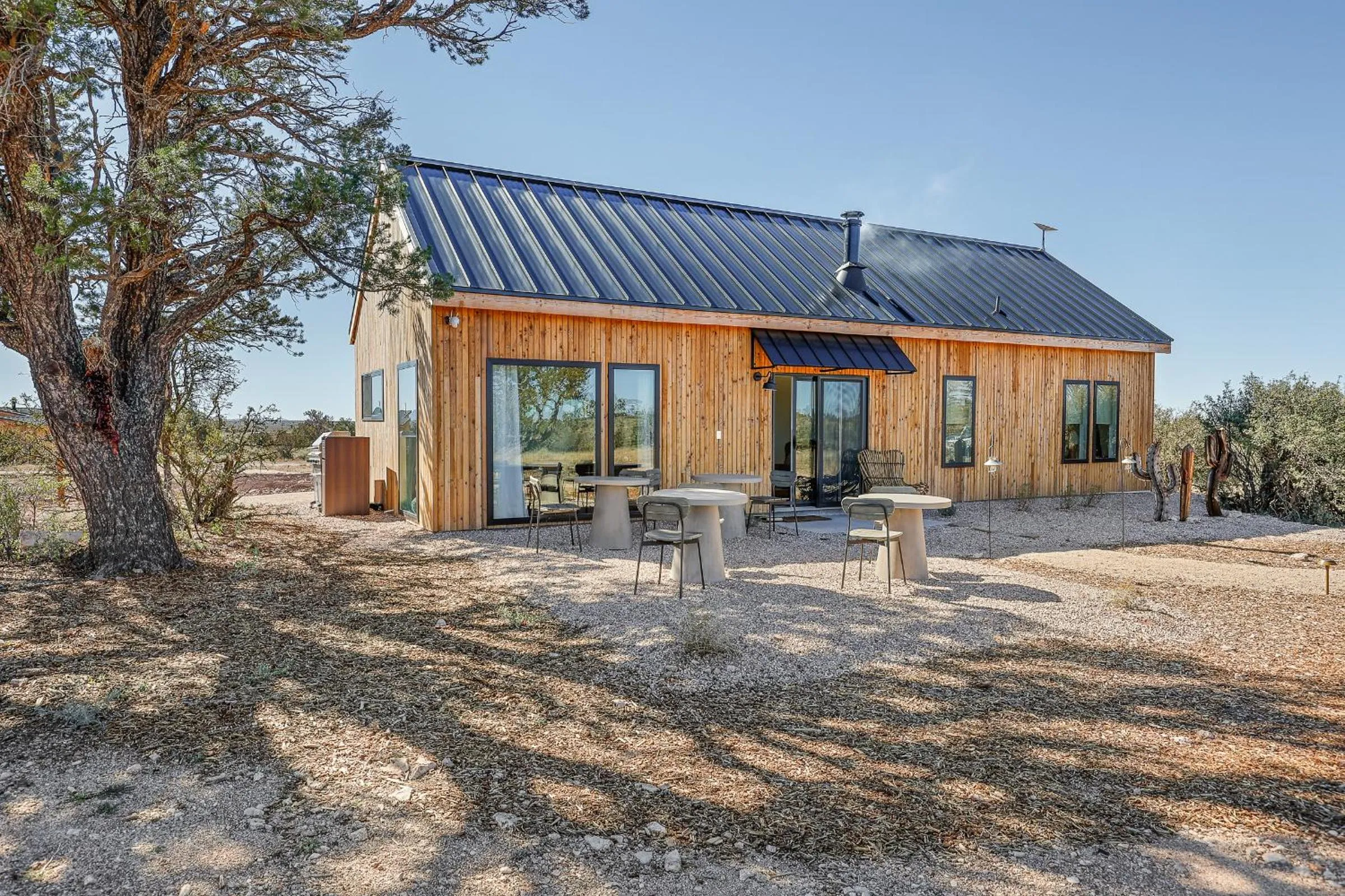 Property building in The Grand Canyon Headquarters