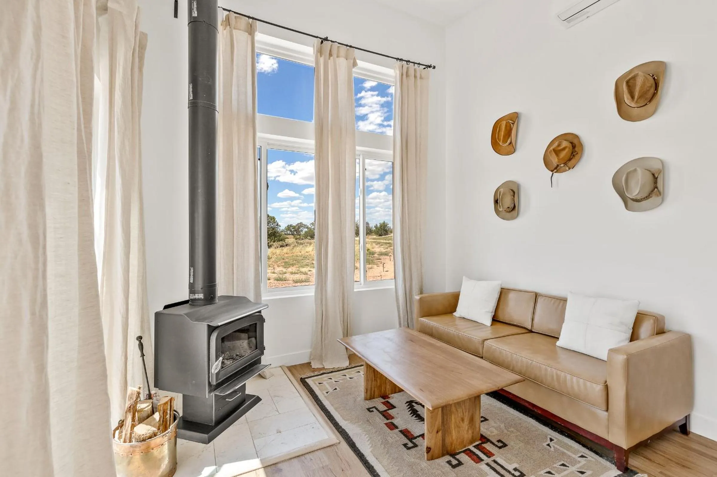 Living room in The Grand Canyon Headquarters