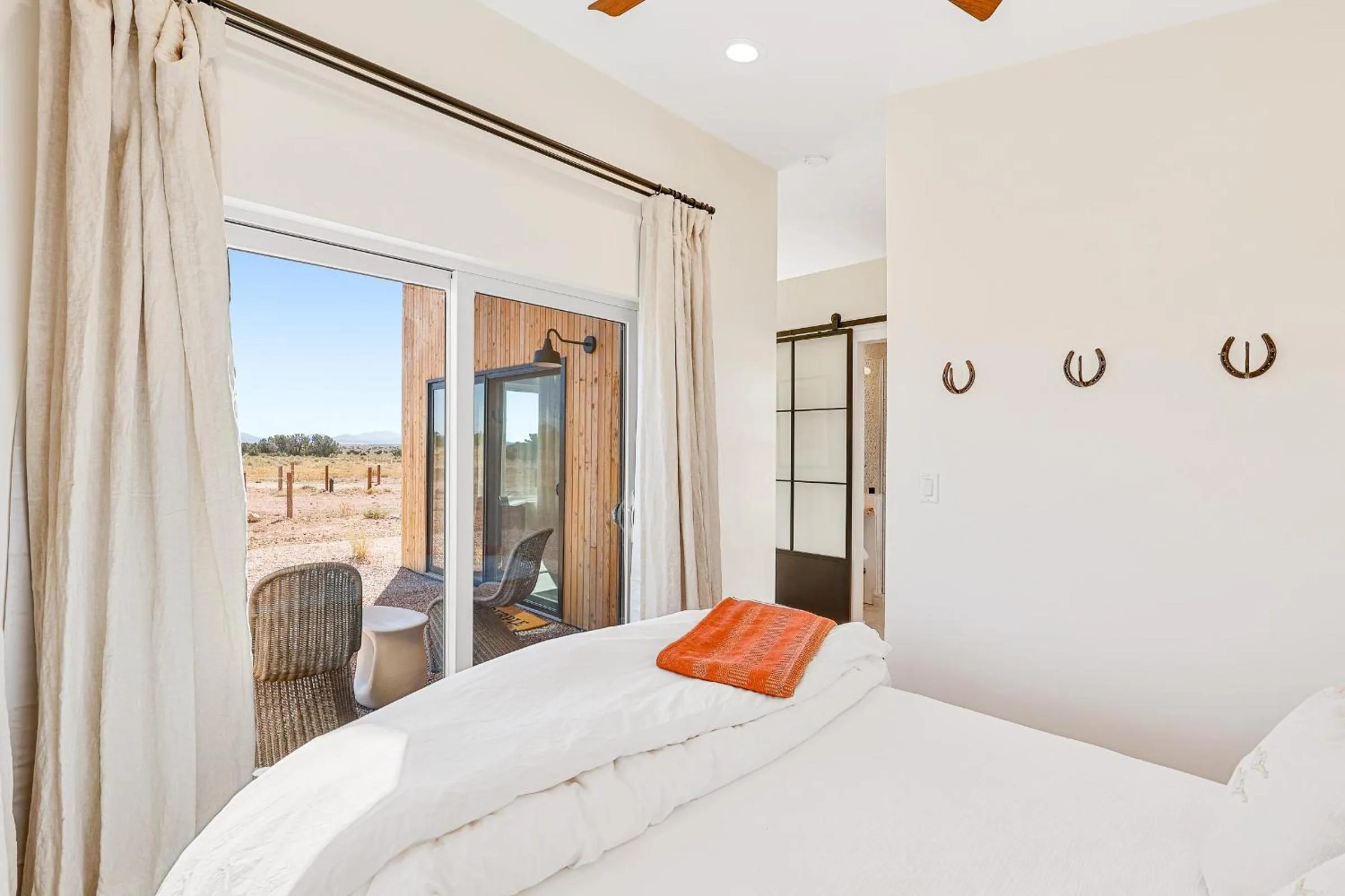 Bed in The Grand Canyon Headquarters