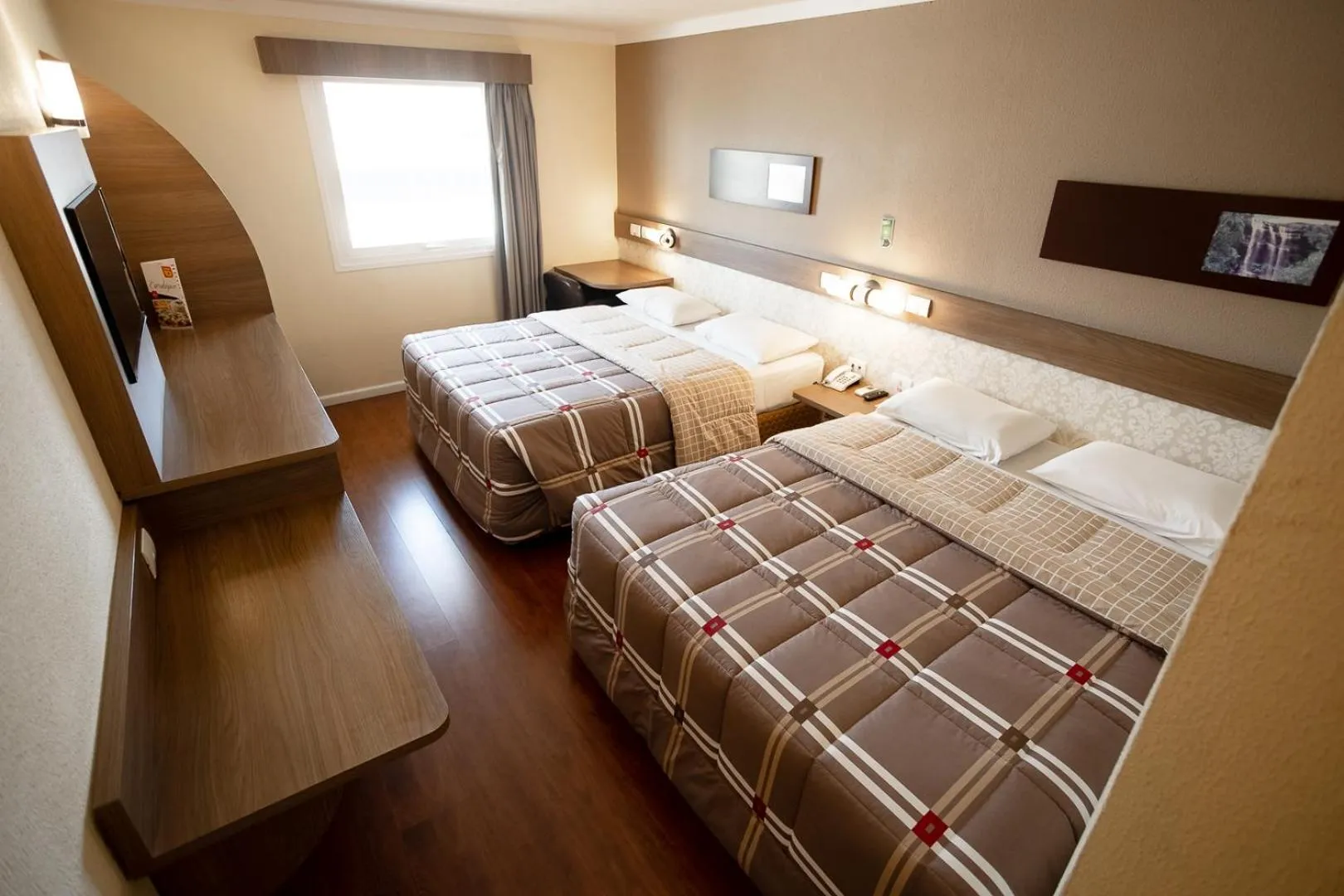 Photo of the whole room, Bed in Hotel 10 Ponta Grossa