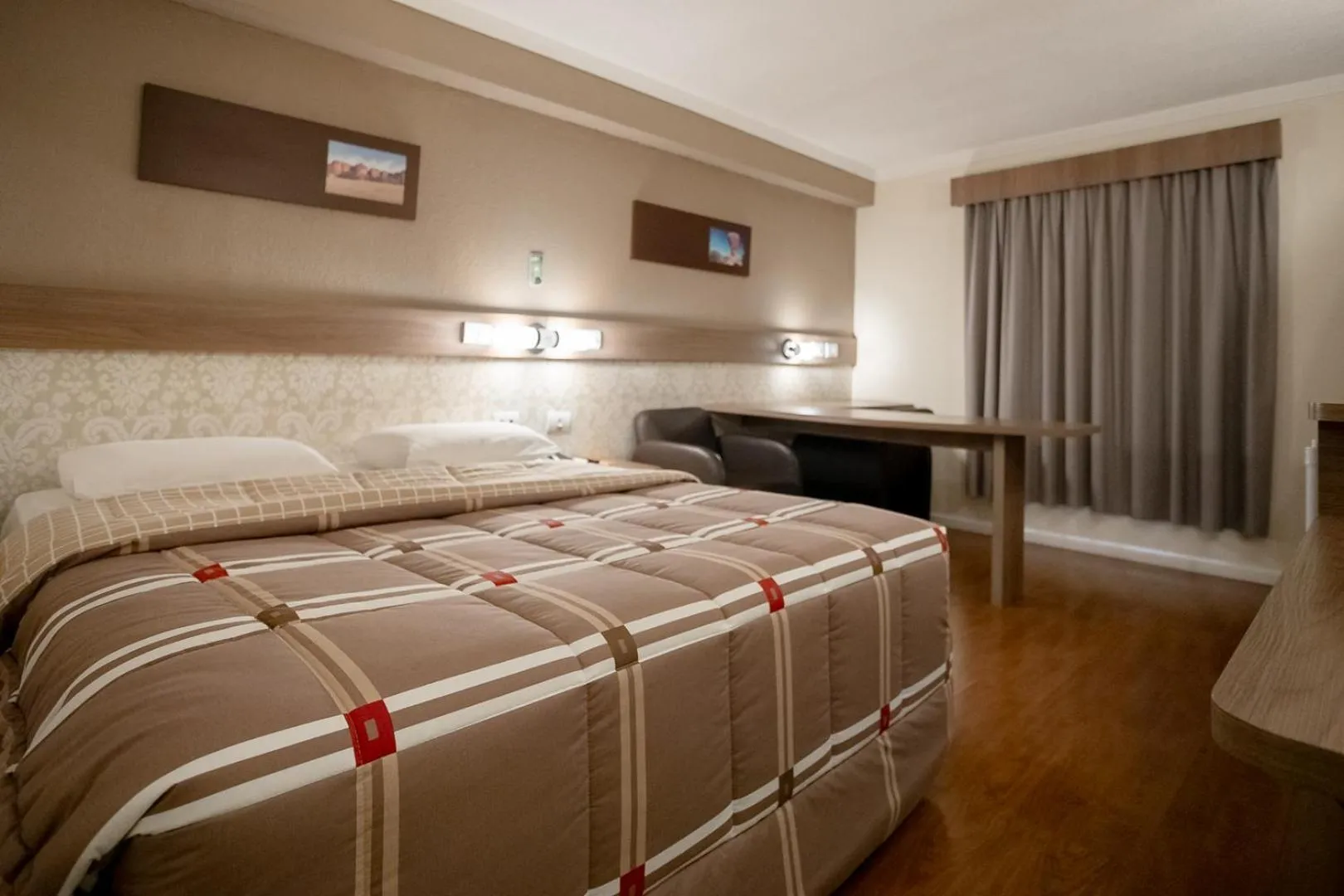 Photo of the whole room, Bed in Hotel 10 Ponta Grossa