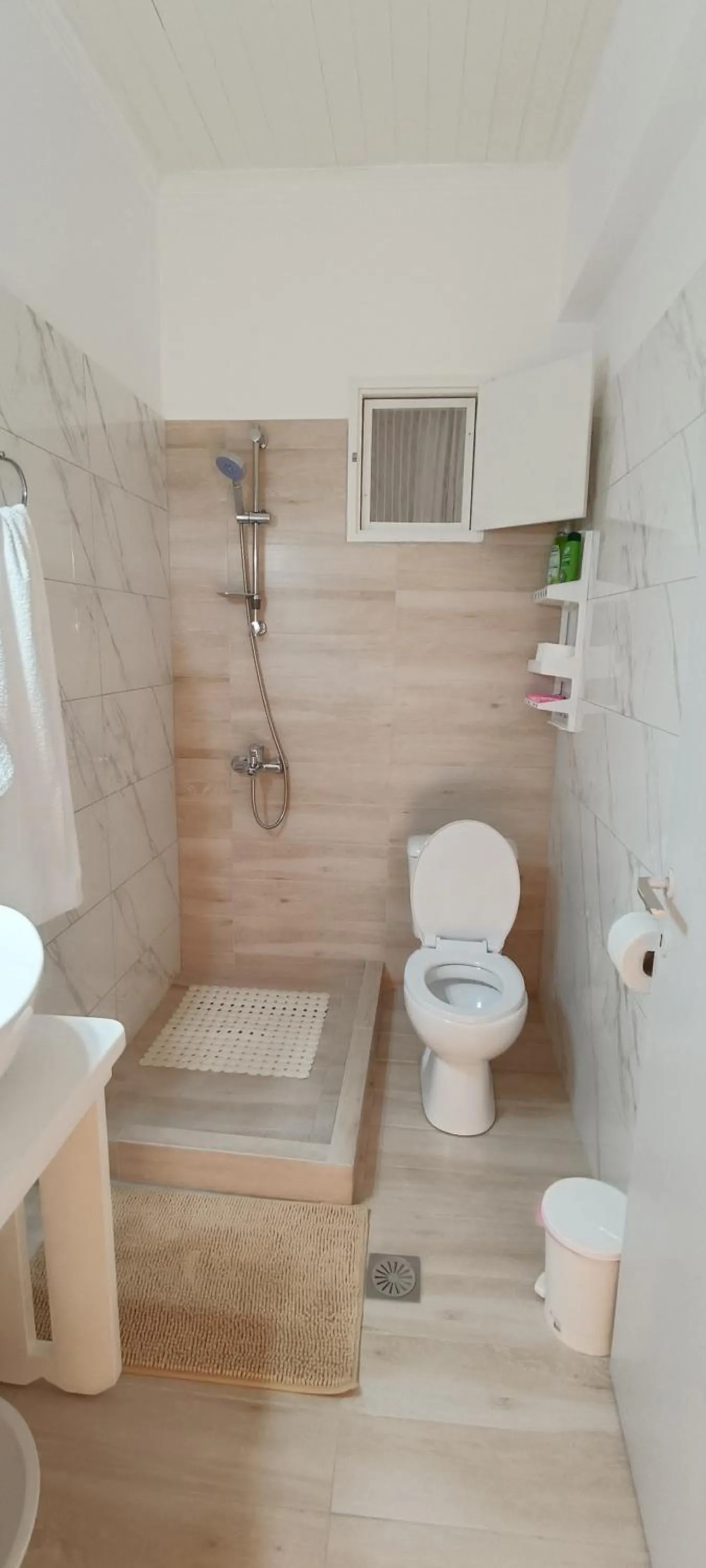 Bathroom in IL MIRTO VERDE