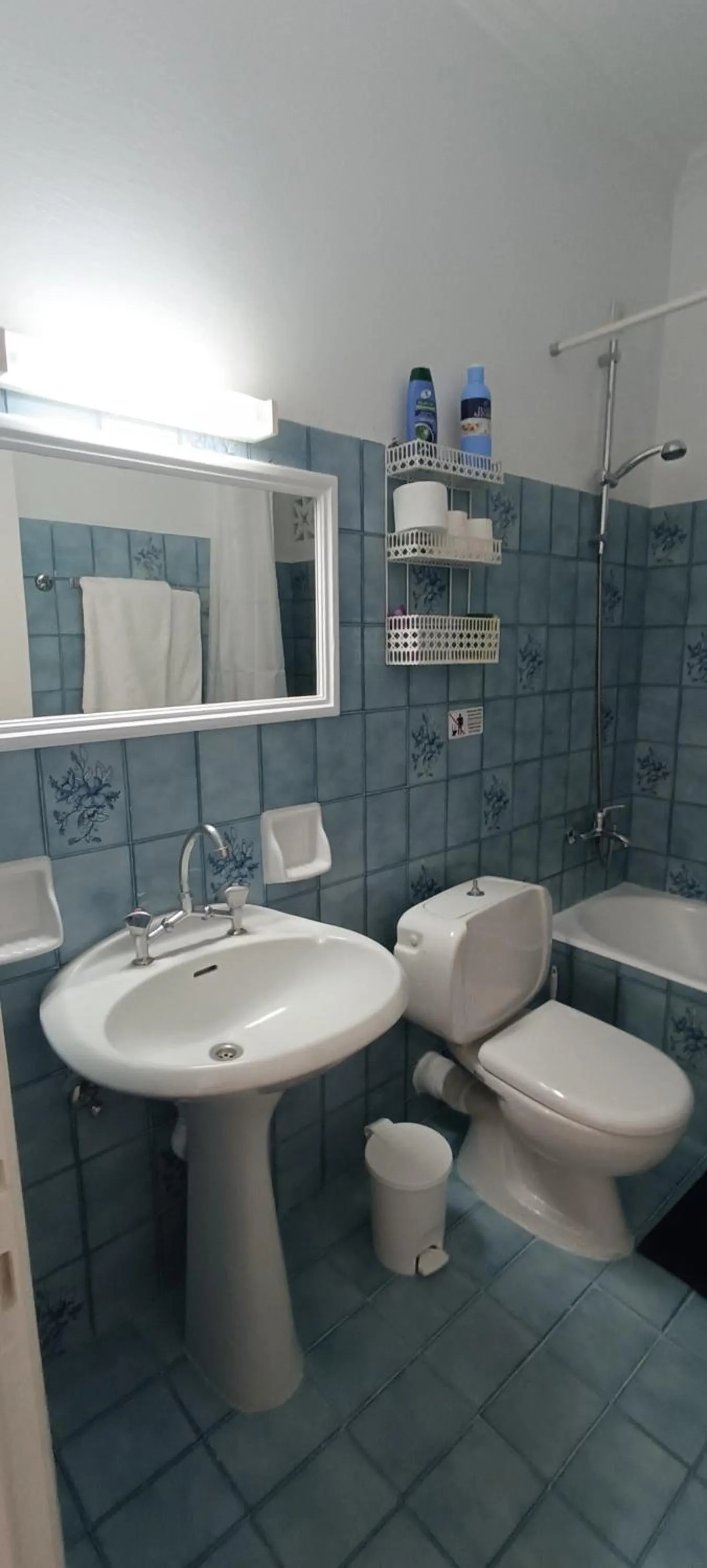 Bathroom in IL MIRTO VERDE