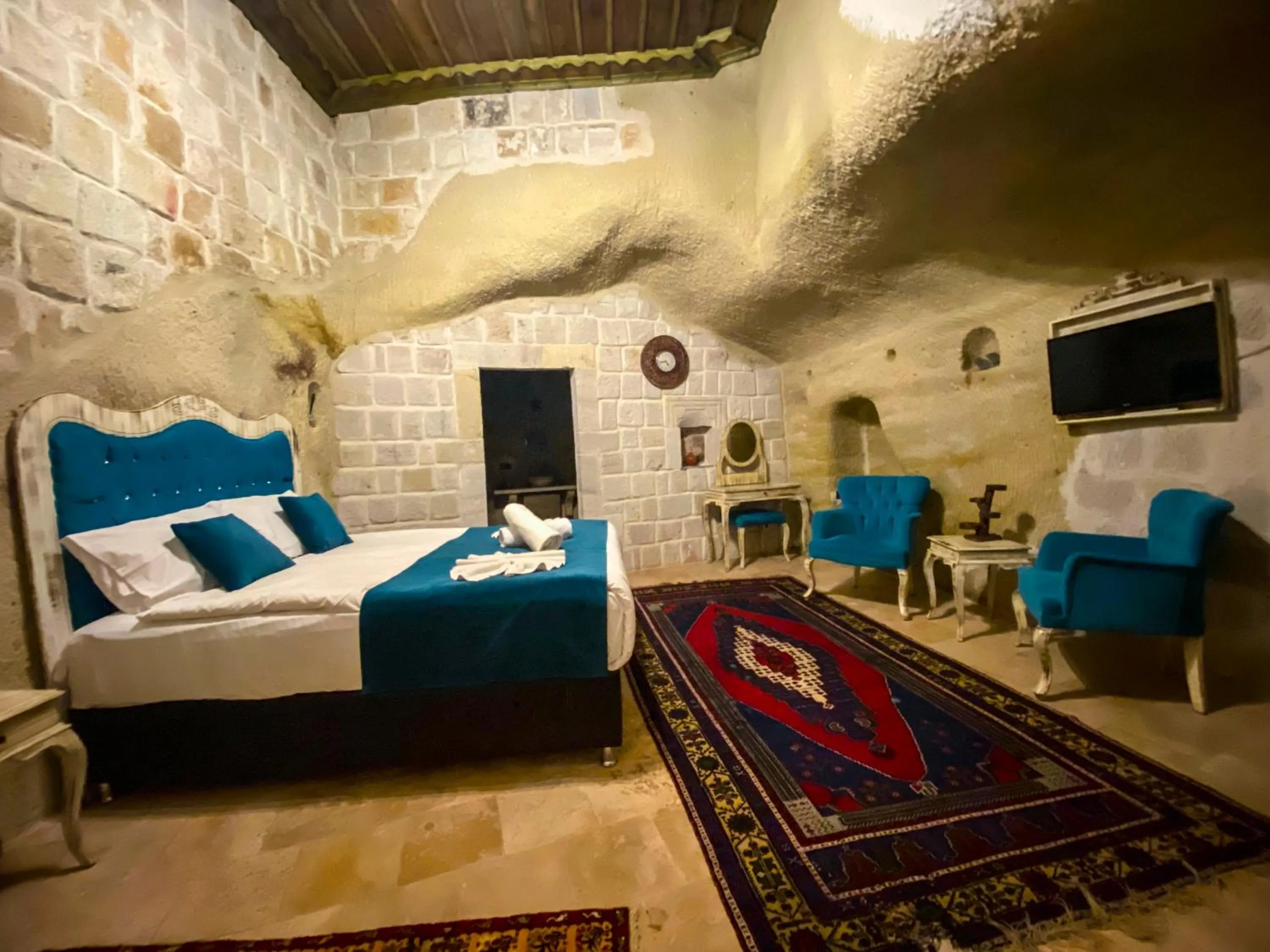 Photo of the whole room, Bed in Milagre Cave Hotel