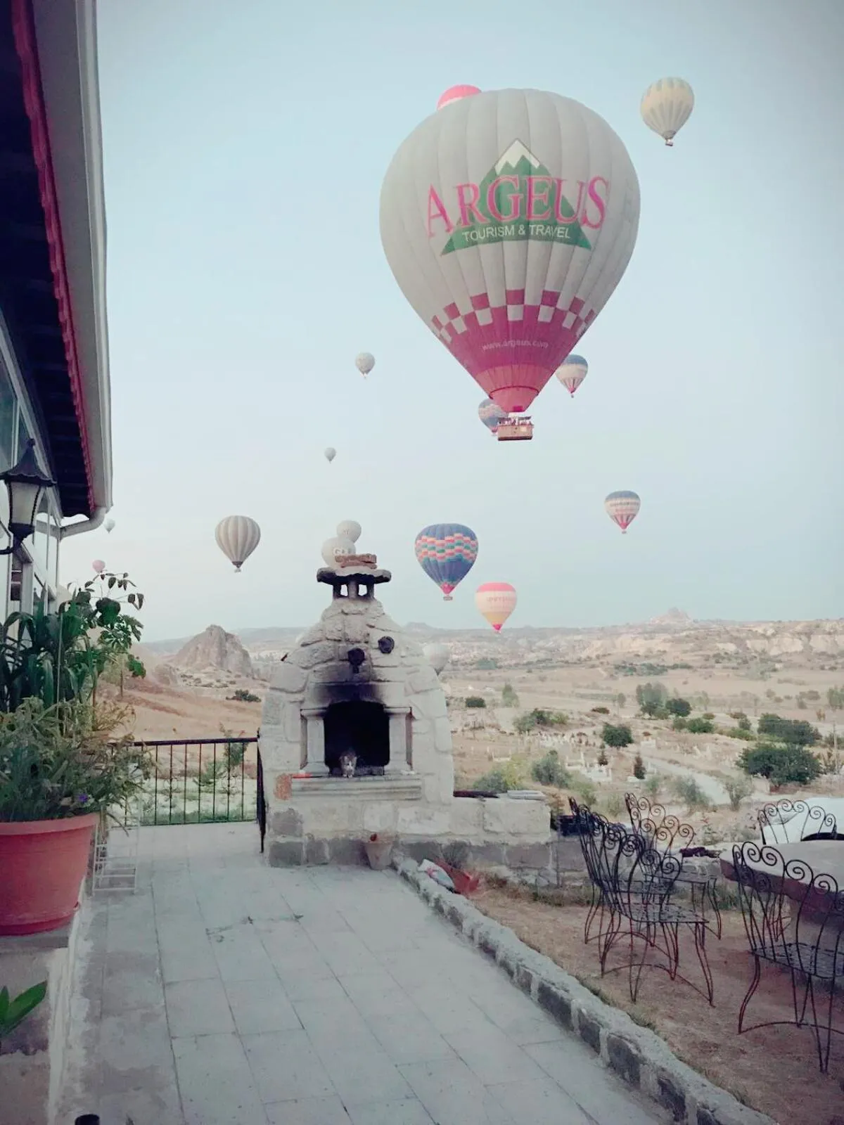 Facade/entrance in Milagre Cave Hotel