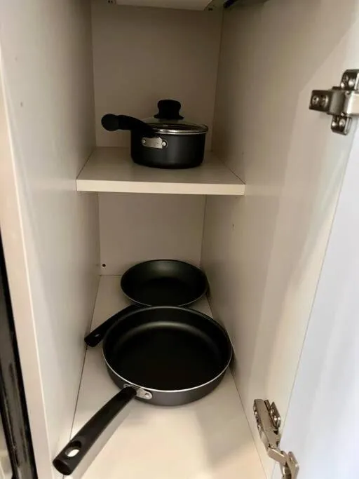 308 Cozy and warm King Bed APT in center city