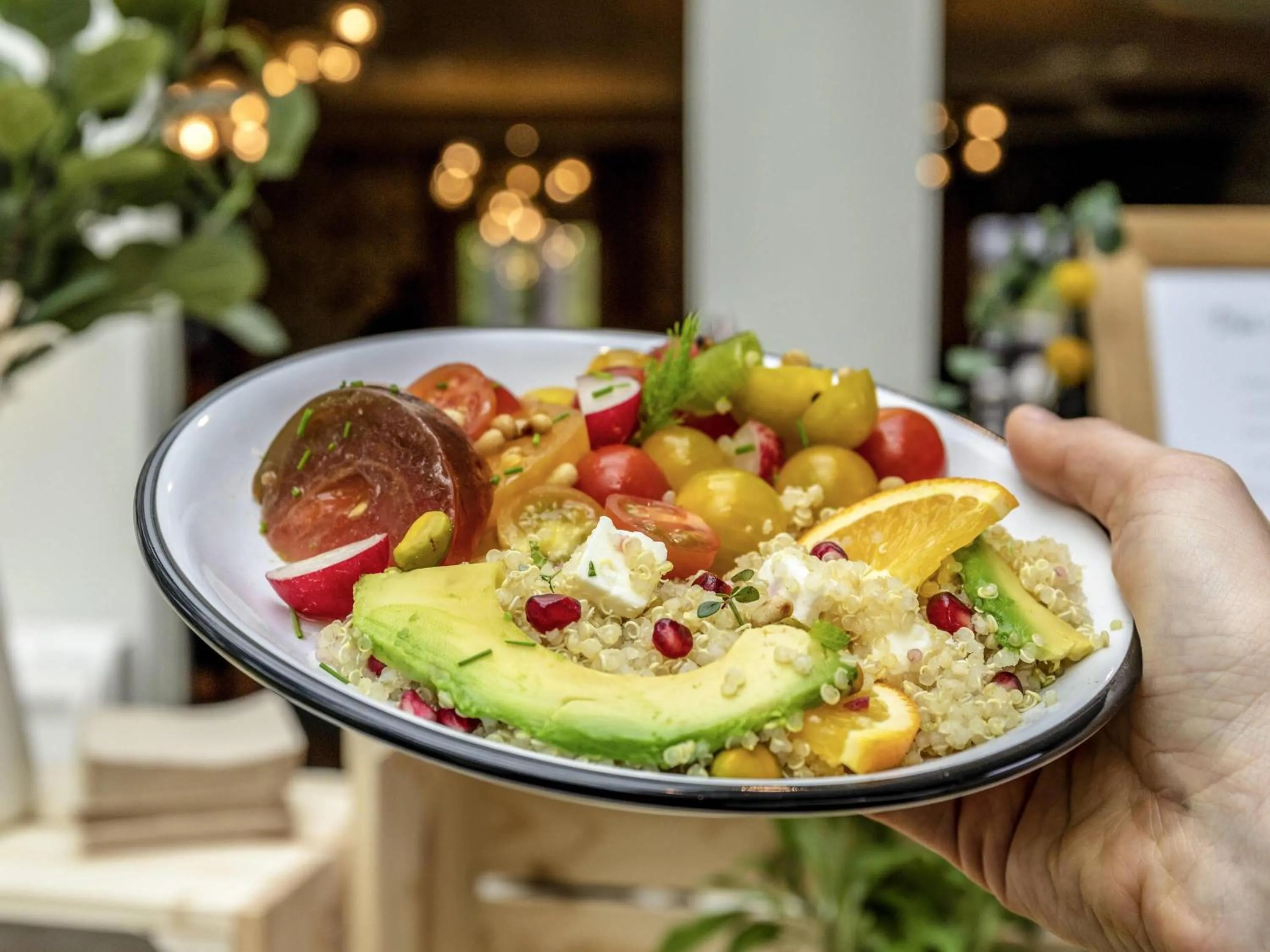 Restaurant/places to eat in Mercure London Paddington Hotel