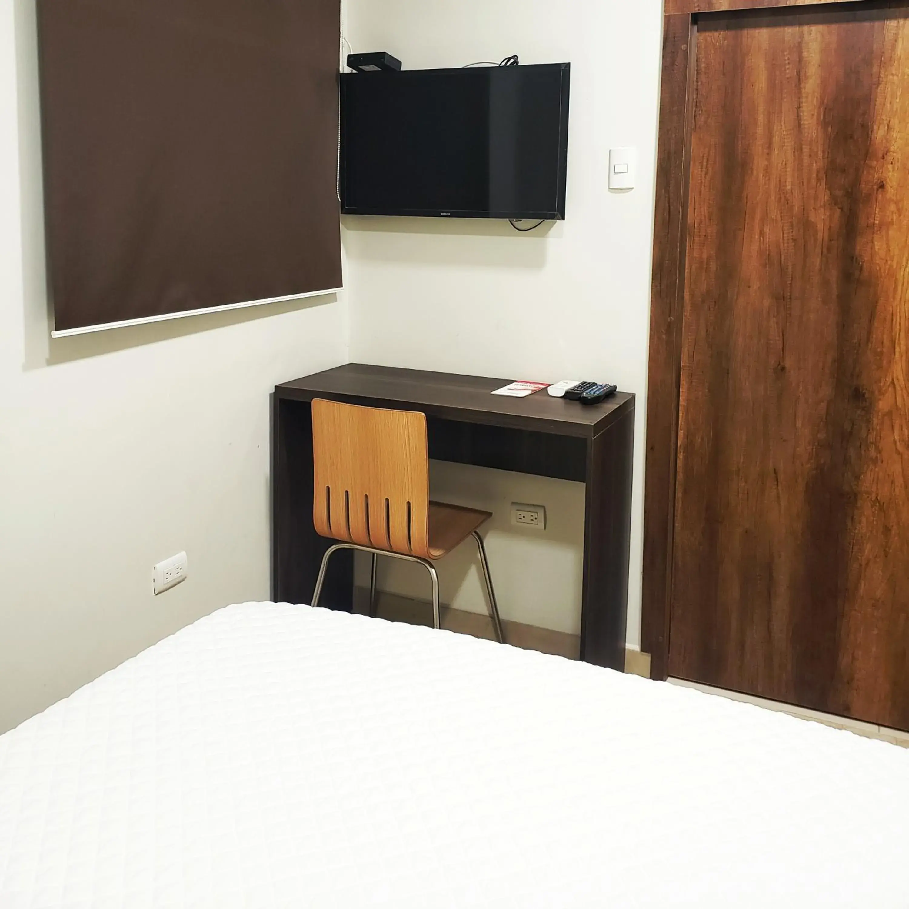 Single Room in DC Suites Aeropuerto Single Room in DC Suites Aeropuerto