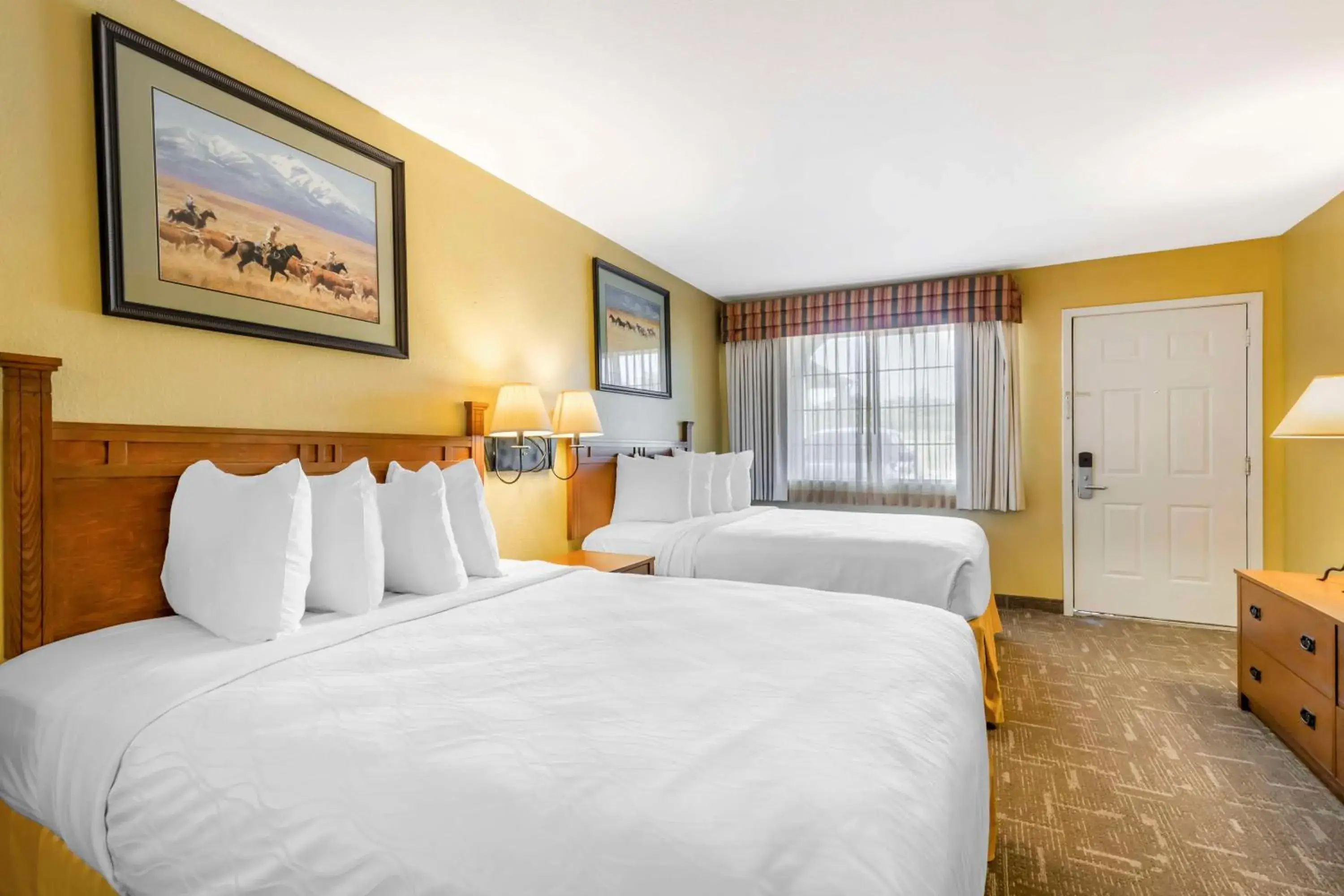 Queen Room with Two Queen Beds and Roll-In Shower - Disability Access in Best Western Executive Inn Queen Room with Two Queen Beds and Roll-In Shower - Disability Access in Best Western Executive Inn