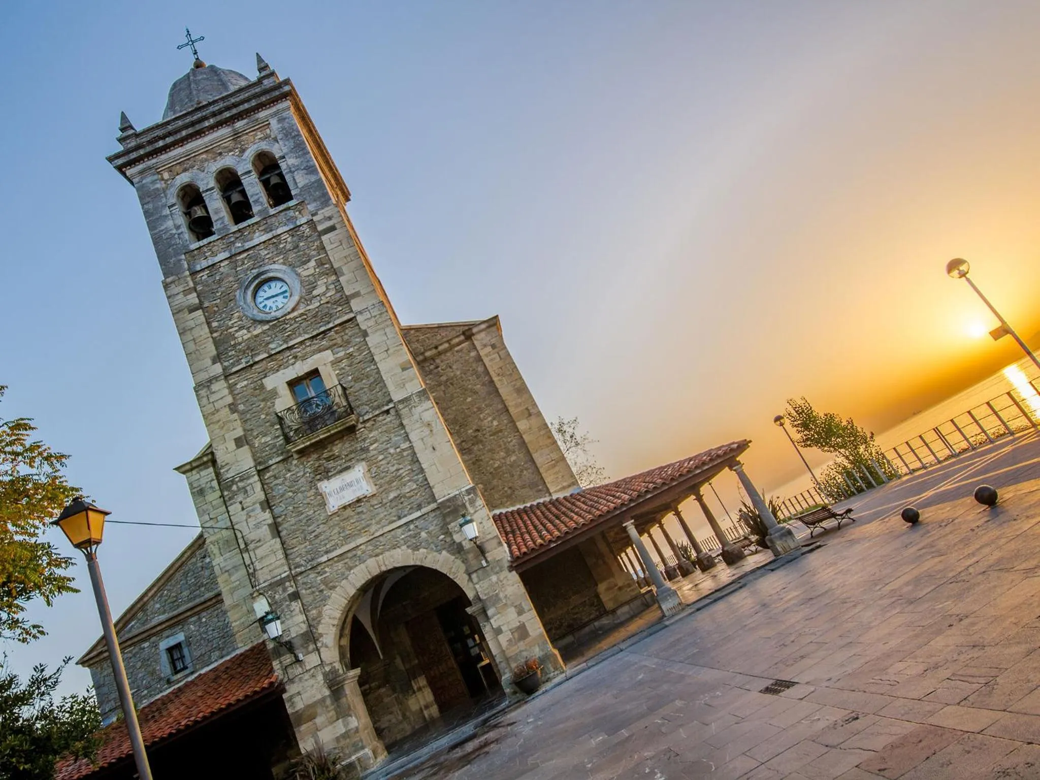 Nearby landmark in Hotel La Estación de Luanco