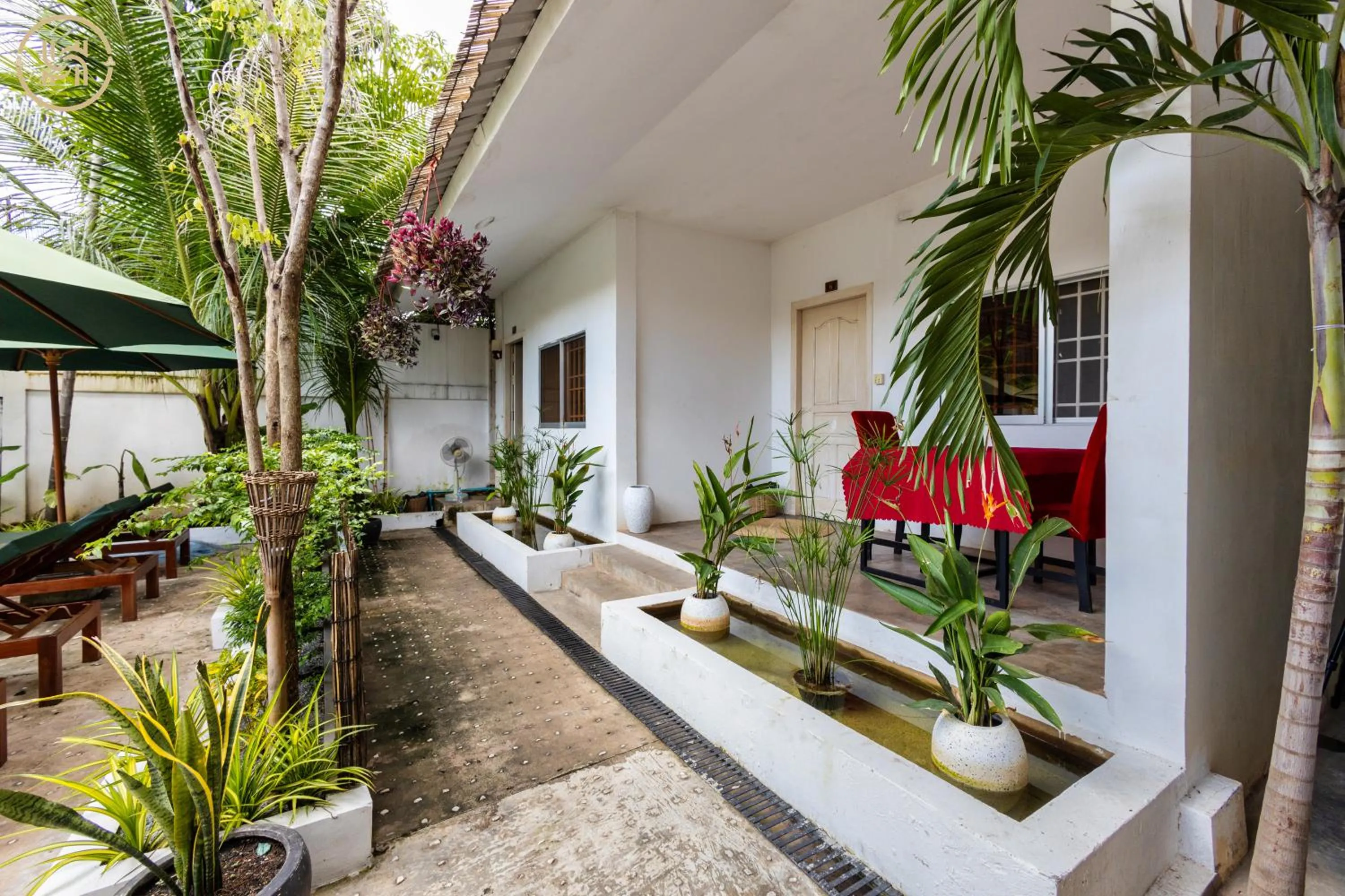 Garden in Green BOUTiQUE