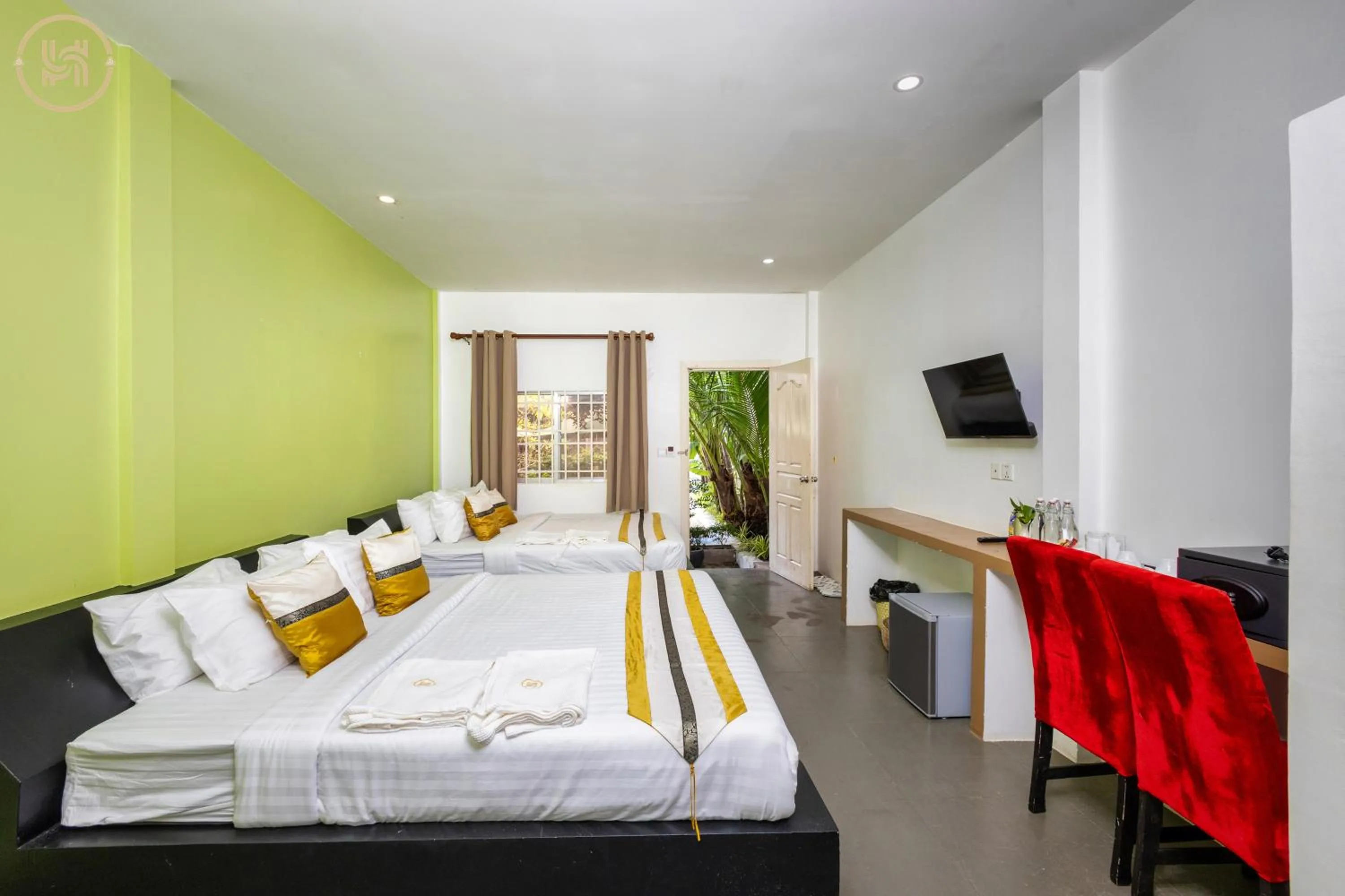 Bedroom, Bed in Green BOUTiQUE