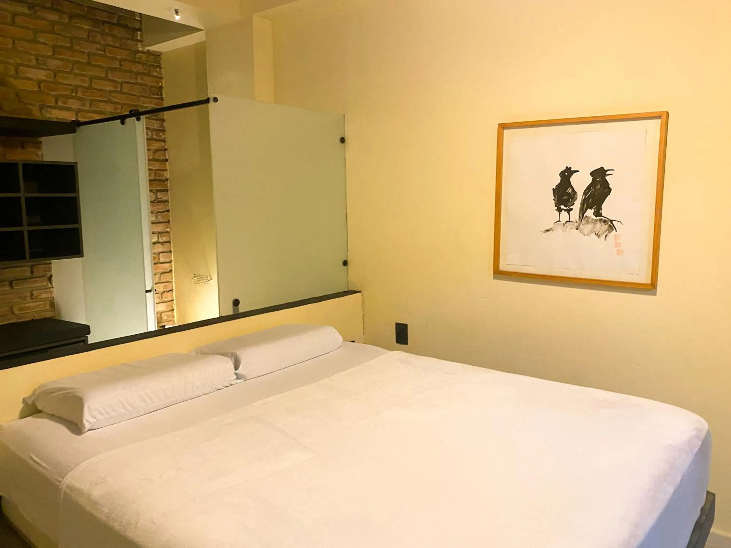 Bed in Casa Charlotte - Alma Hotels