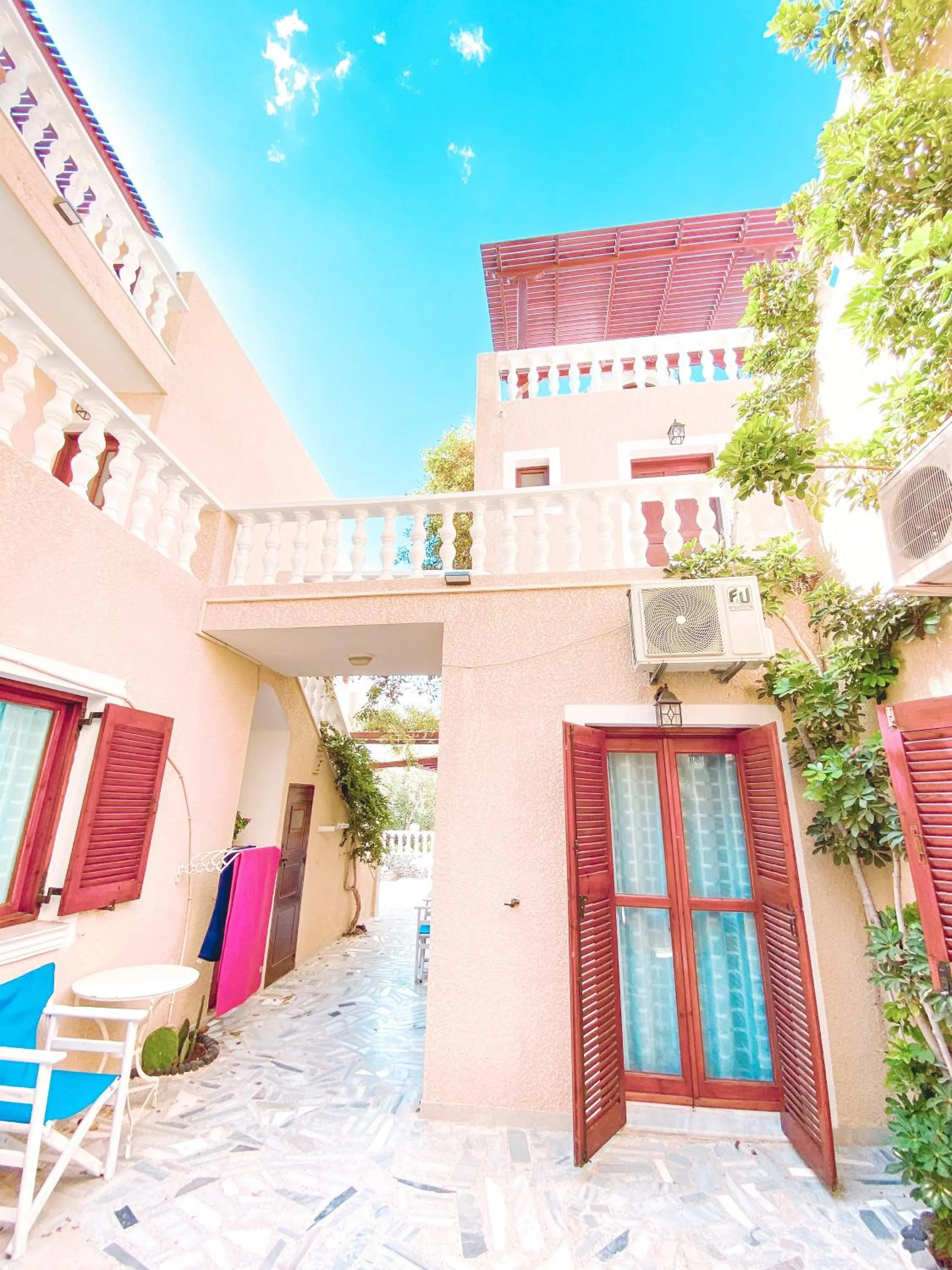 Property building in Villa Dima