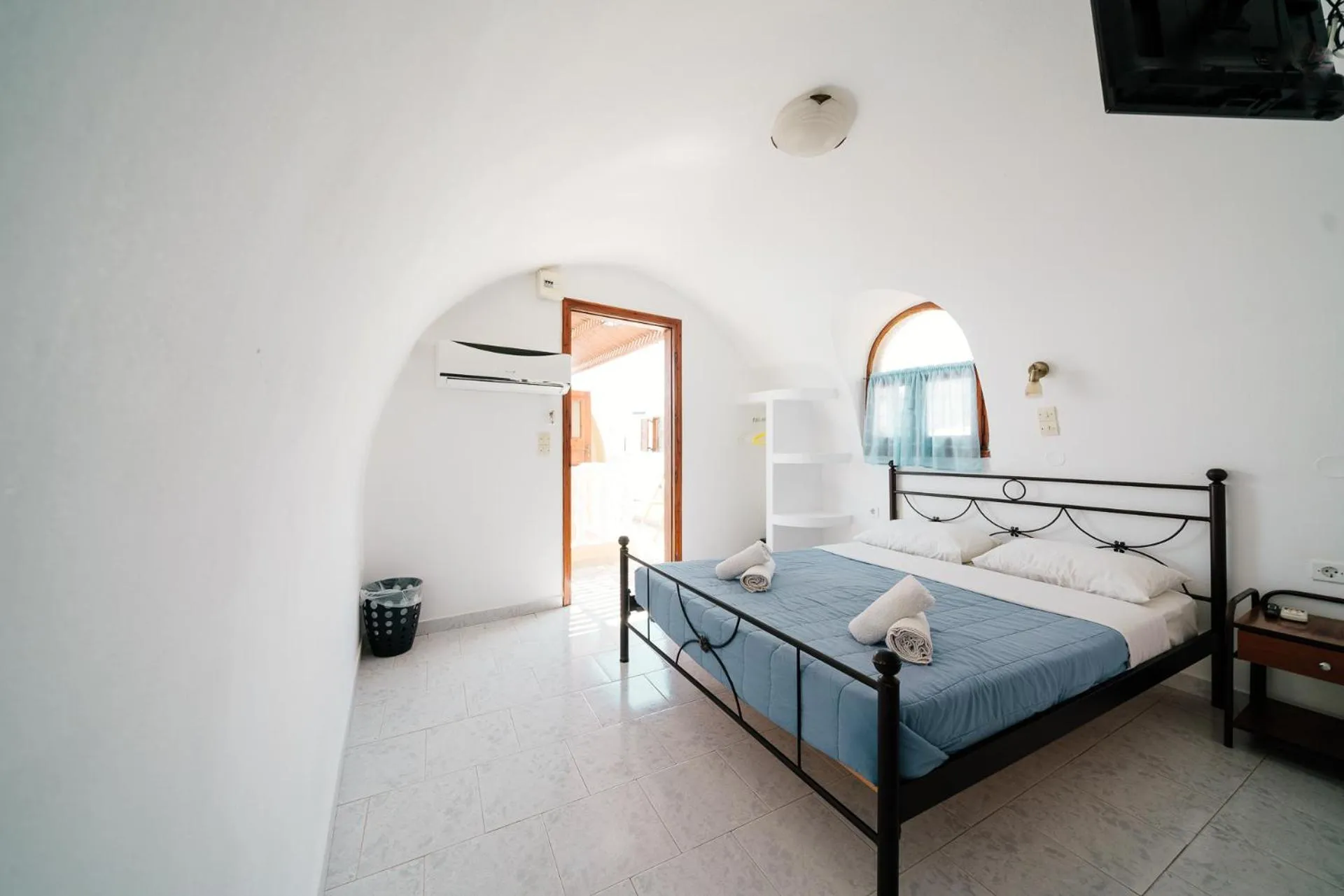 Photo of the whole room, Bed in Villa Dima