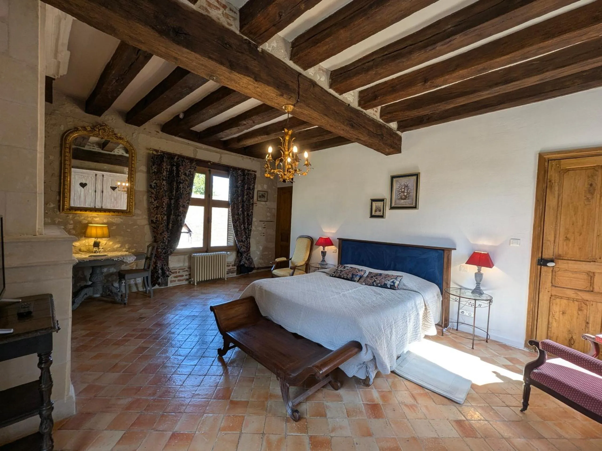 Bedroom, Bed in Manoir de la Maison Blanche