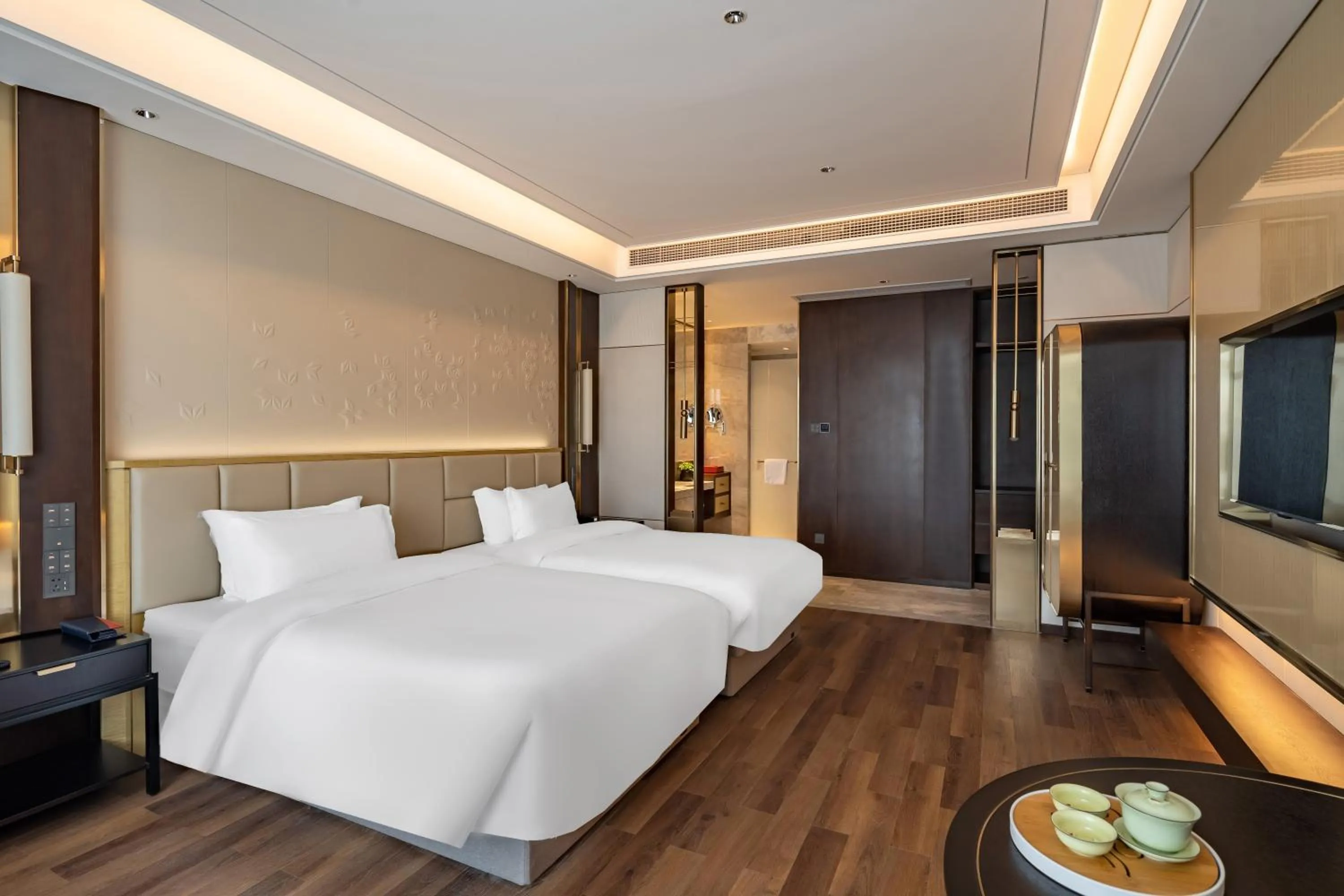 Bed in Hangzhou Junsun Luxury Hotel