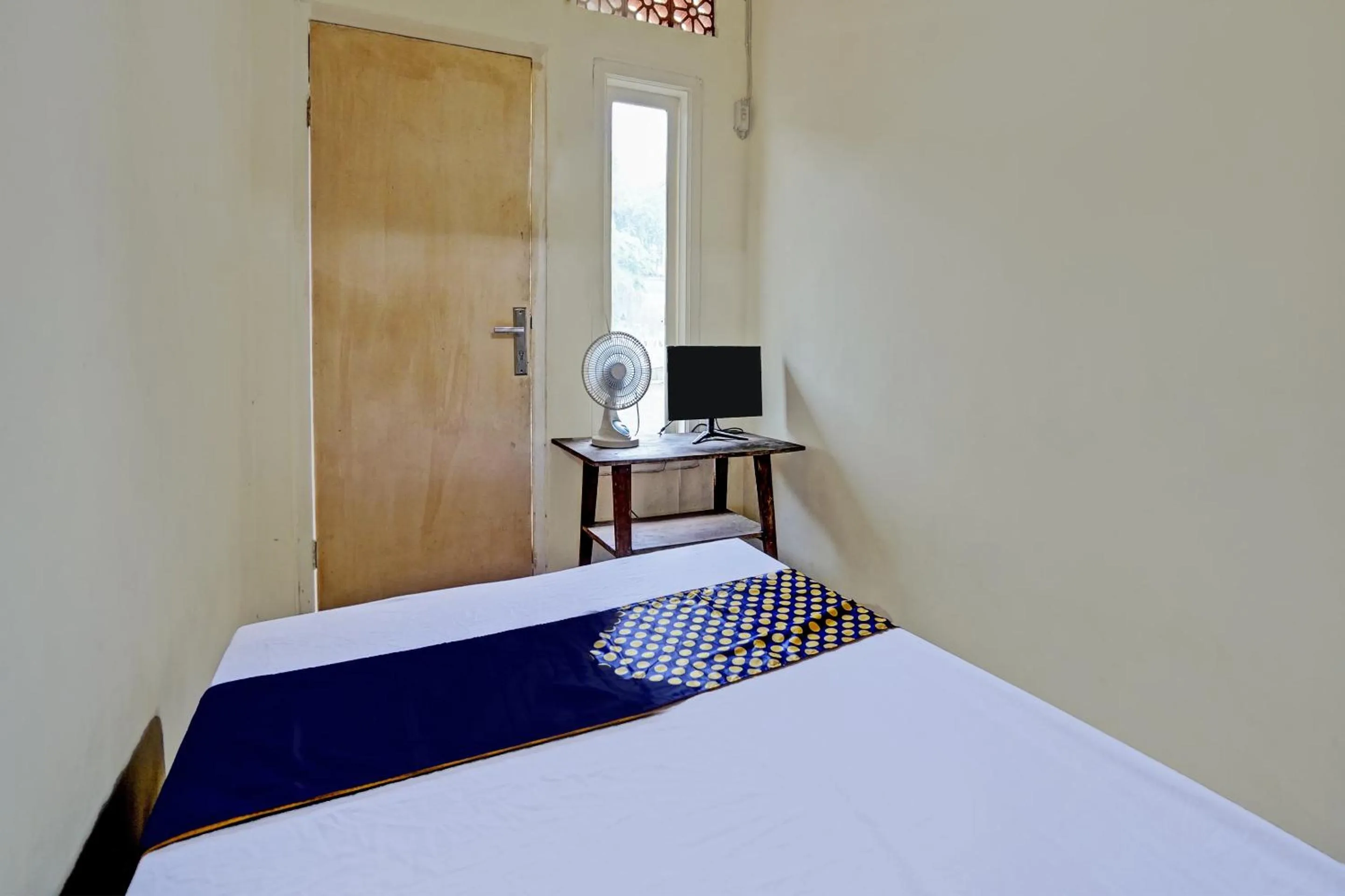 Bedroom, Bed in Hotel O Tanjung Indah Homestay Syariah