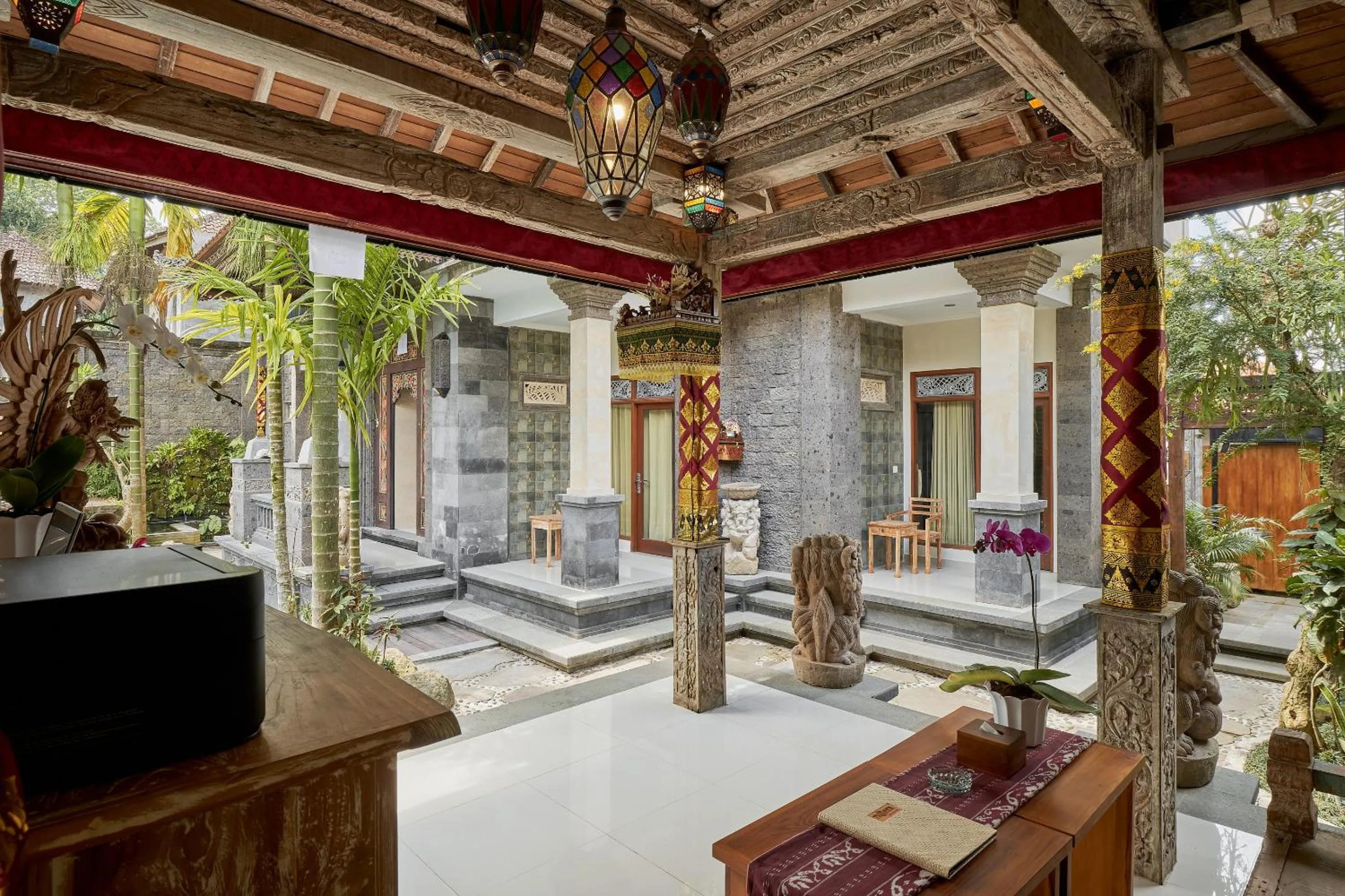 Lobby or reception in Tigata Ubud Cottage