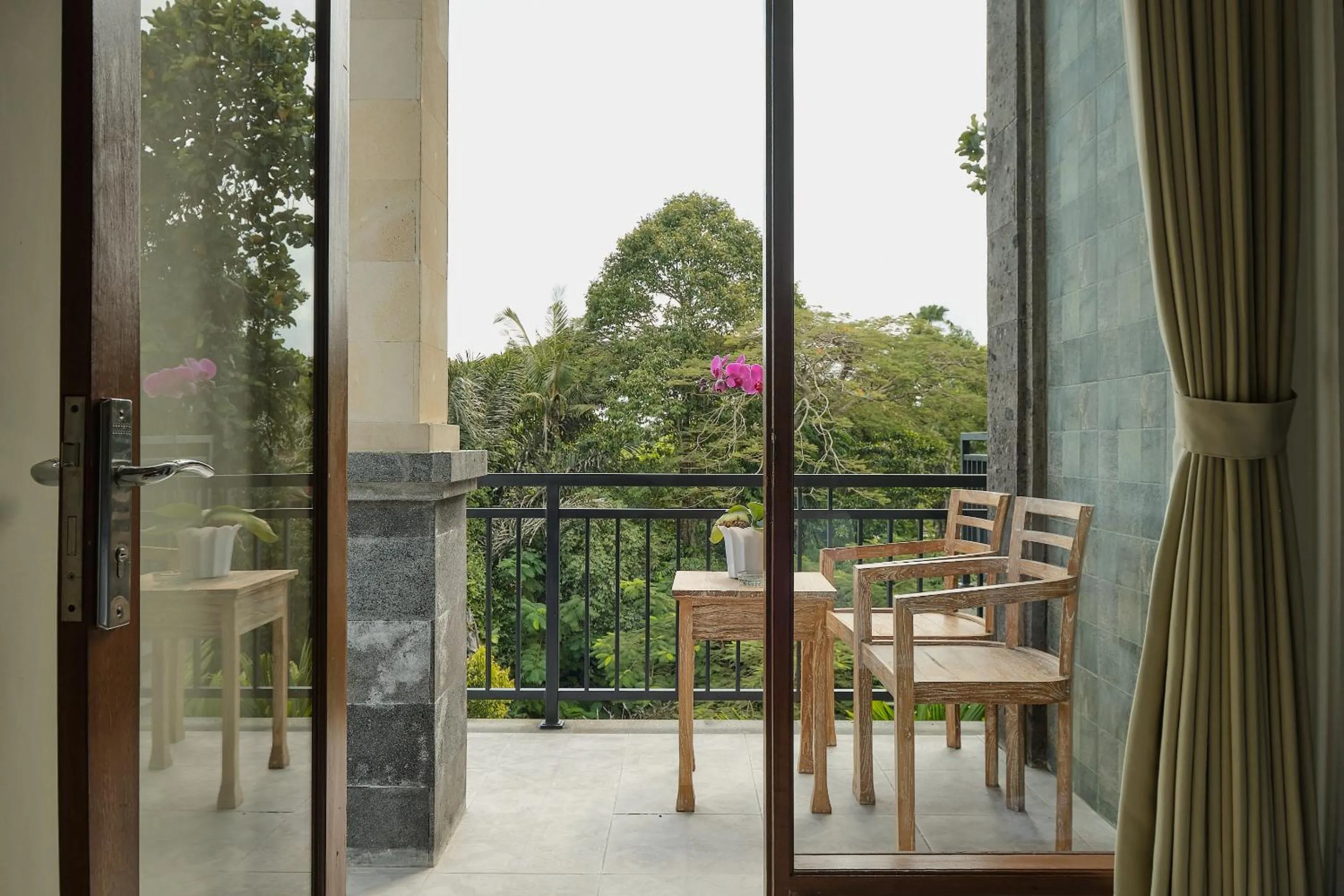 Balcony/Terrace in Tigata Ubud Cottage