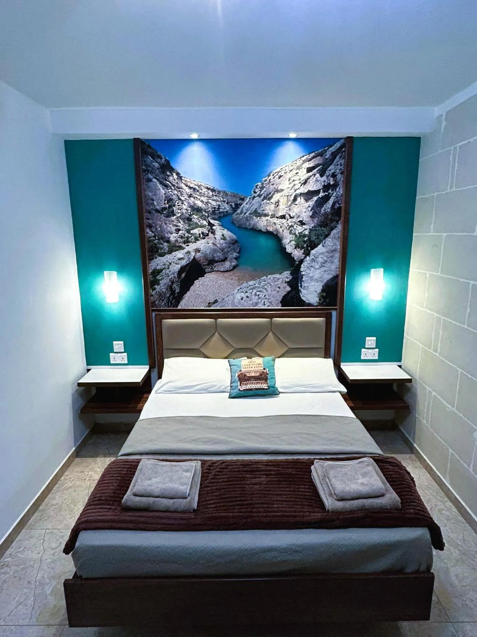 Bedroom, Bed in Twenty9th