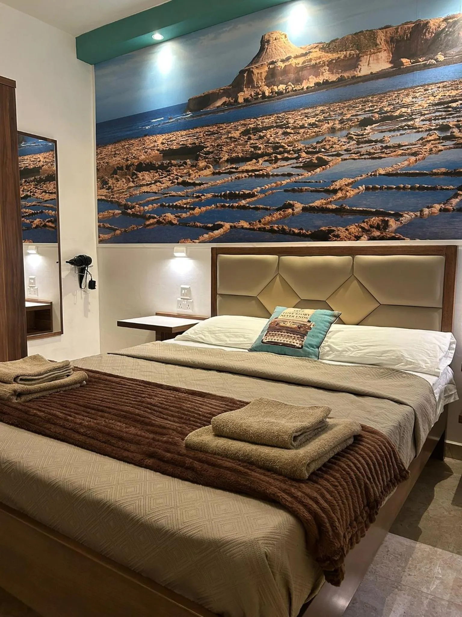 Bedroom, Bed in Twenty9th