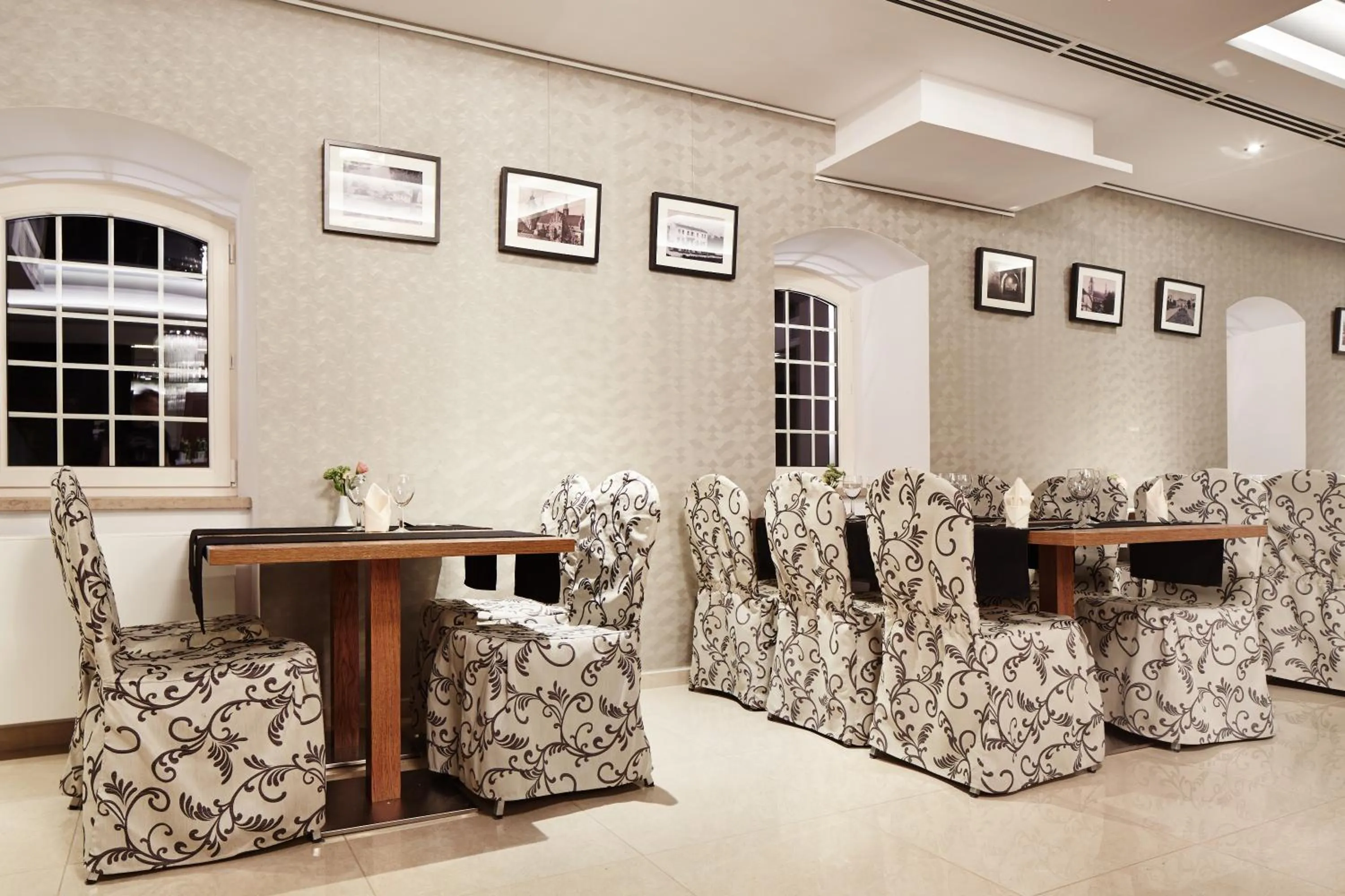 Lounge or bar in Hotel Miodowy Młyn