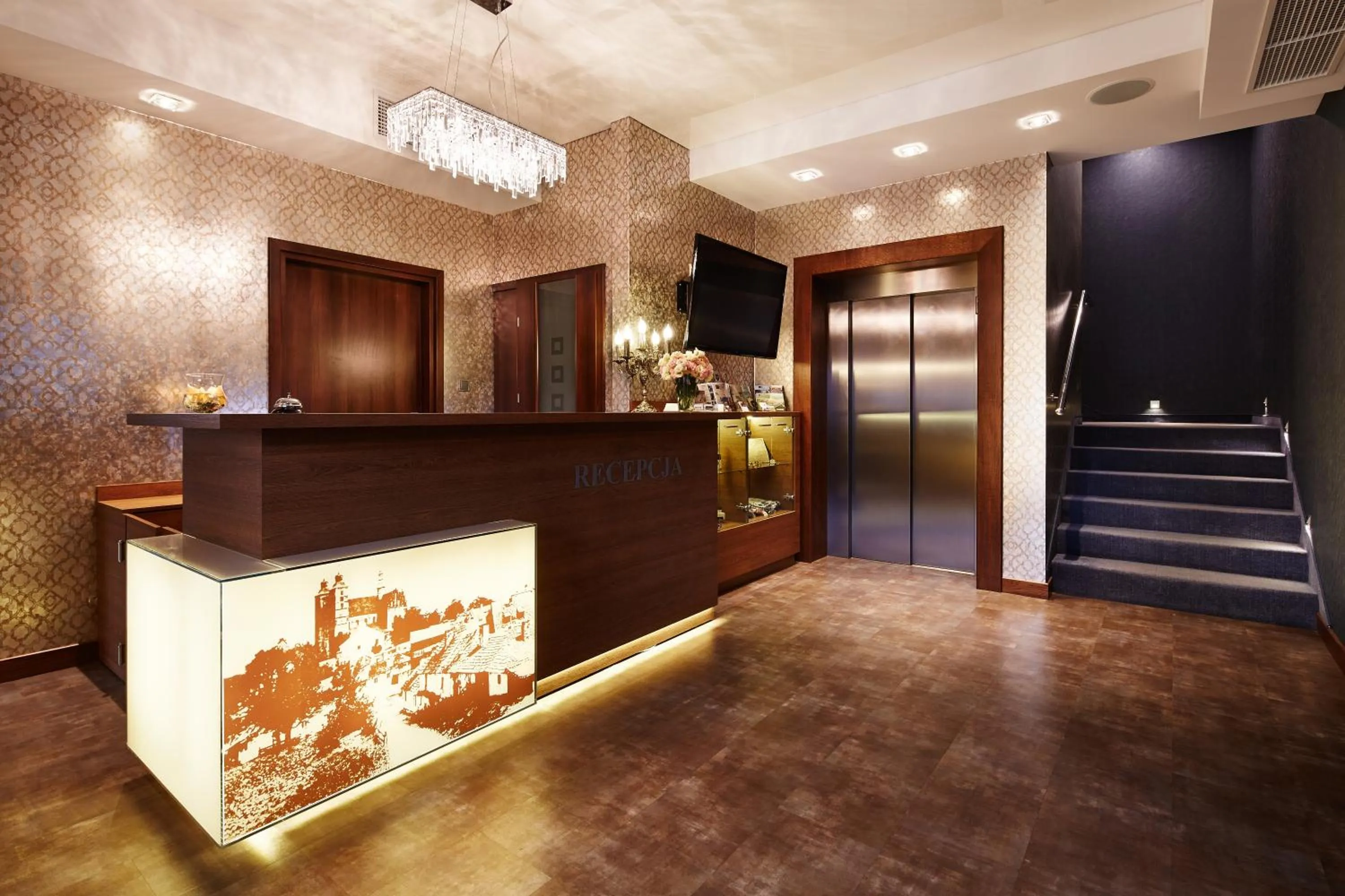 Lobby or reception in Hotel Miodowy Młyn