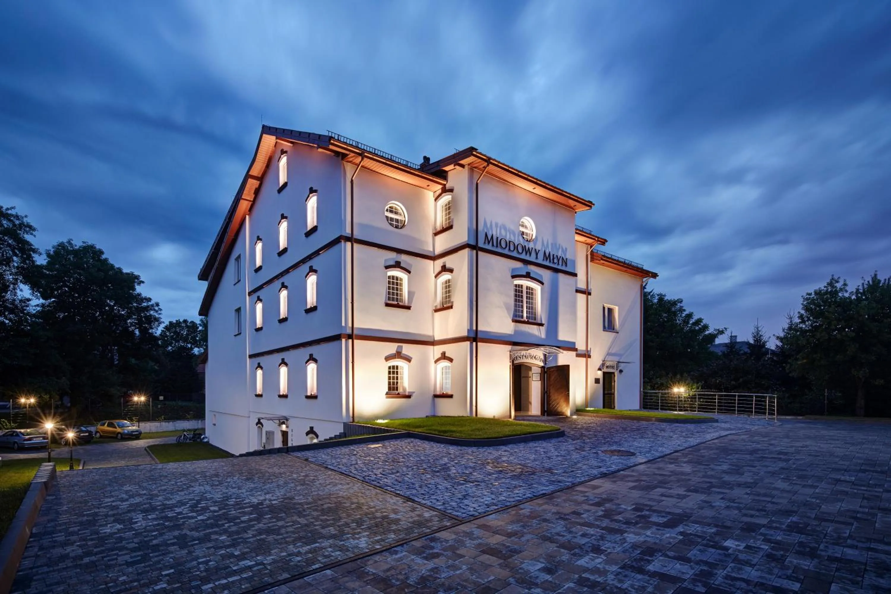 Property building in Hotel Miodowy Młyn