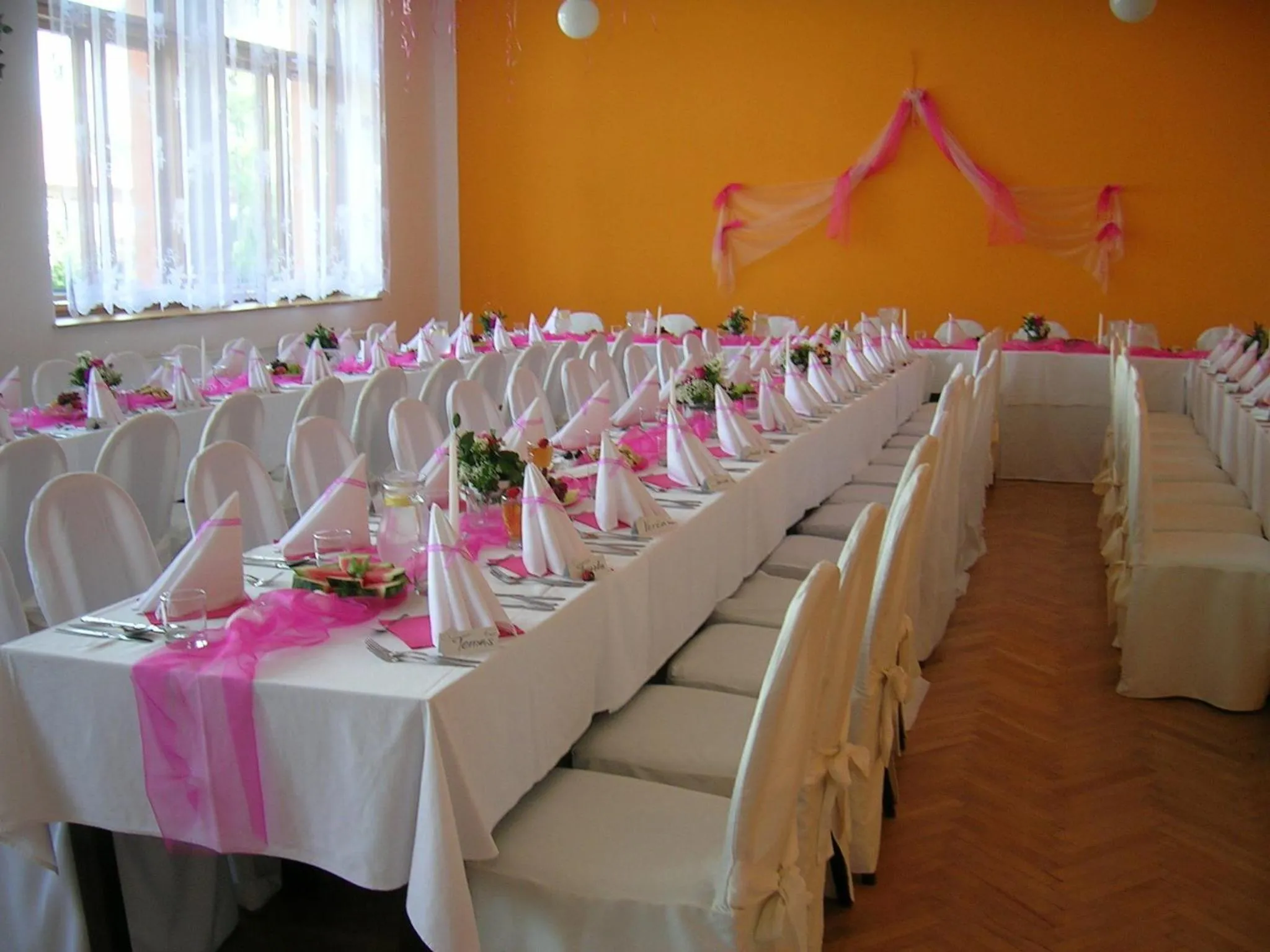 Business facilities in Hotel & Motorest V Údolí Zlatého potoka