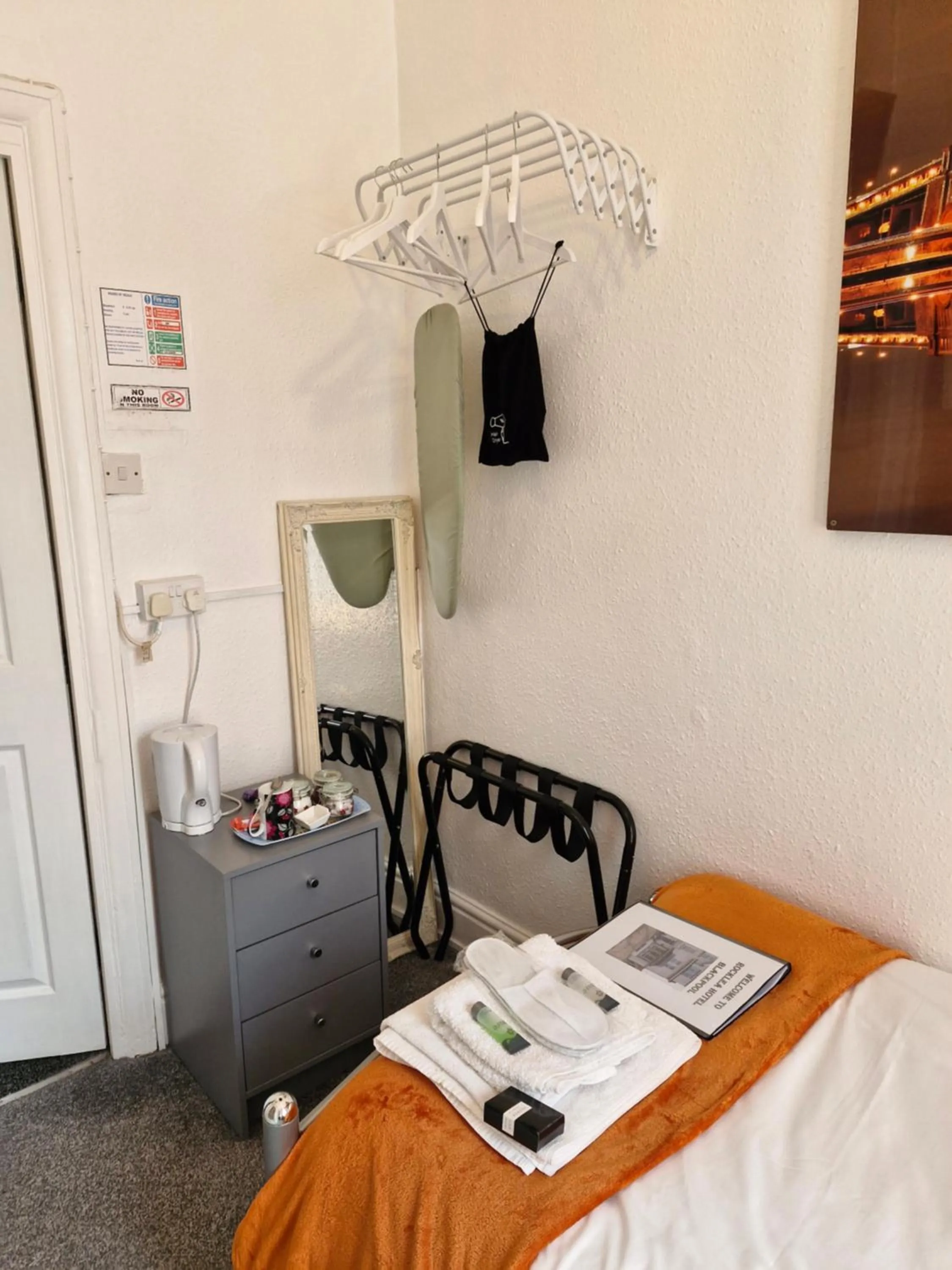 Bed in Rocklea Hotel