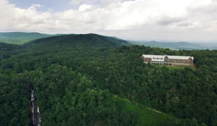 Amicalola Falls State Park and Lodge