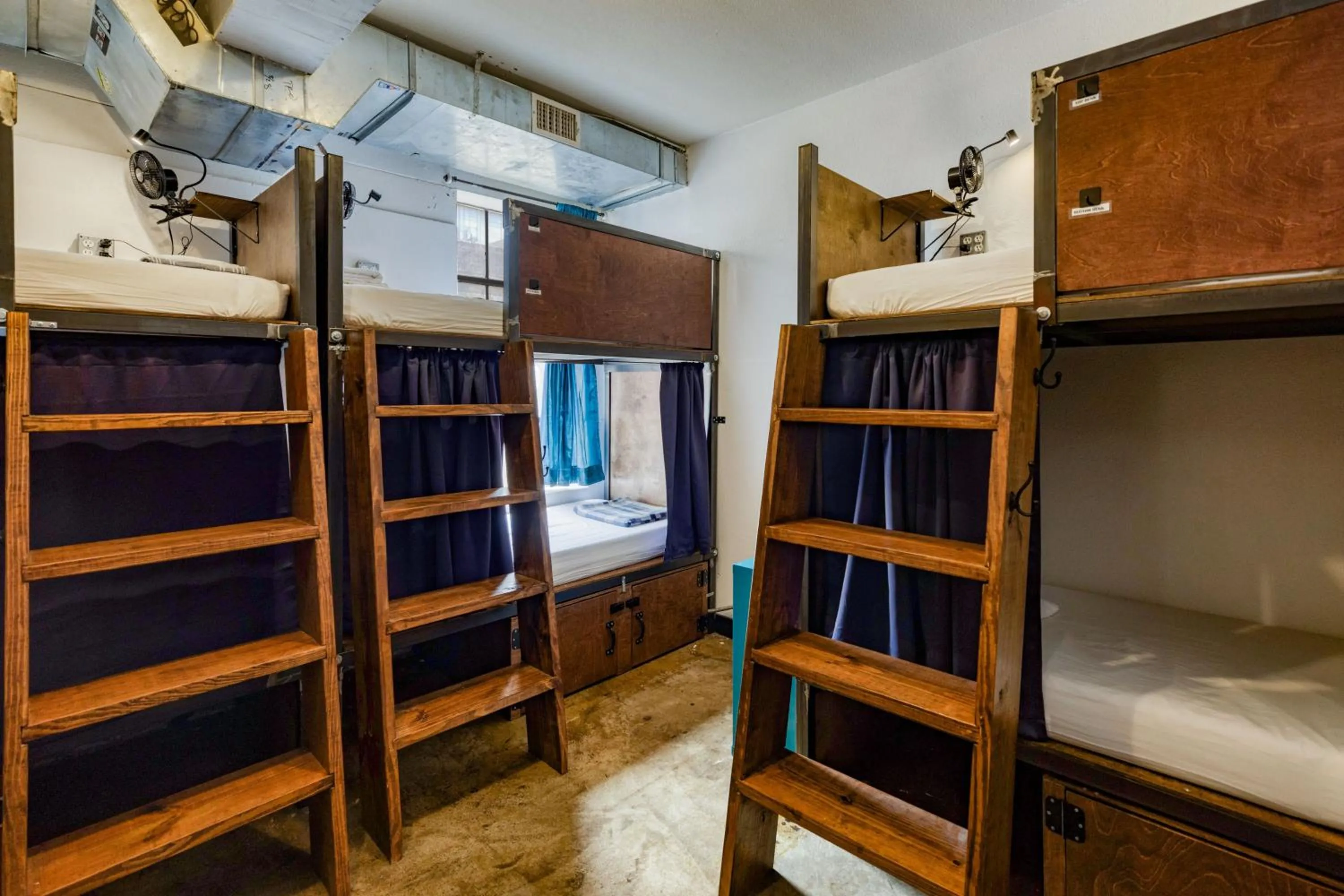 bunk bed, Bed in Firehouse Hostel