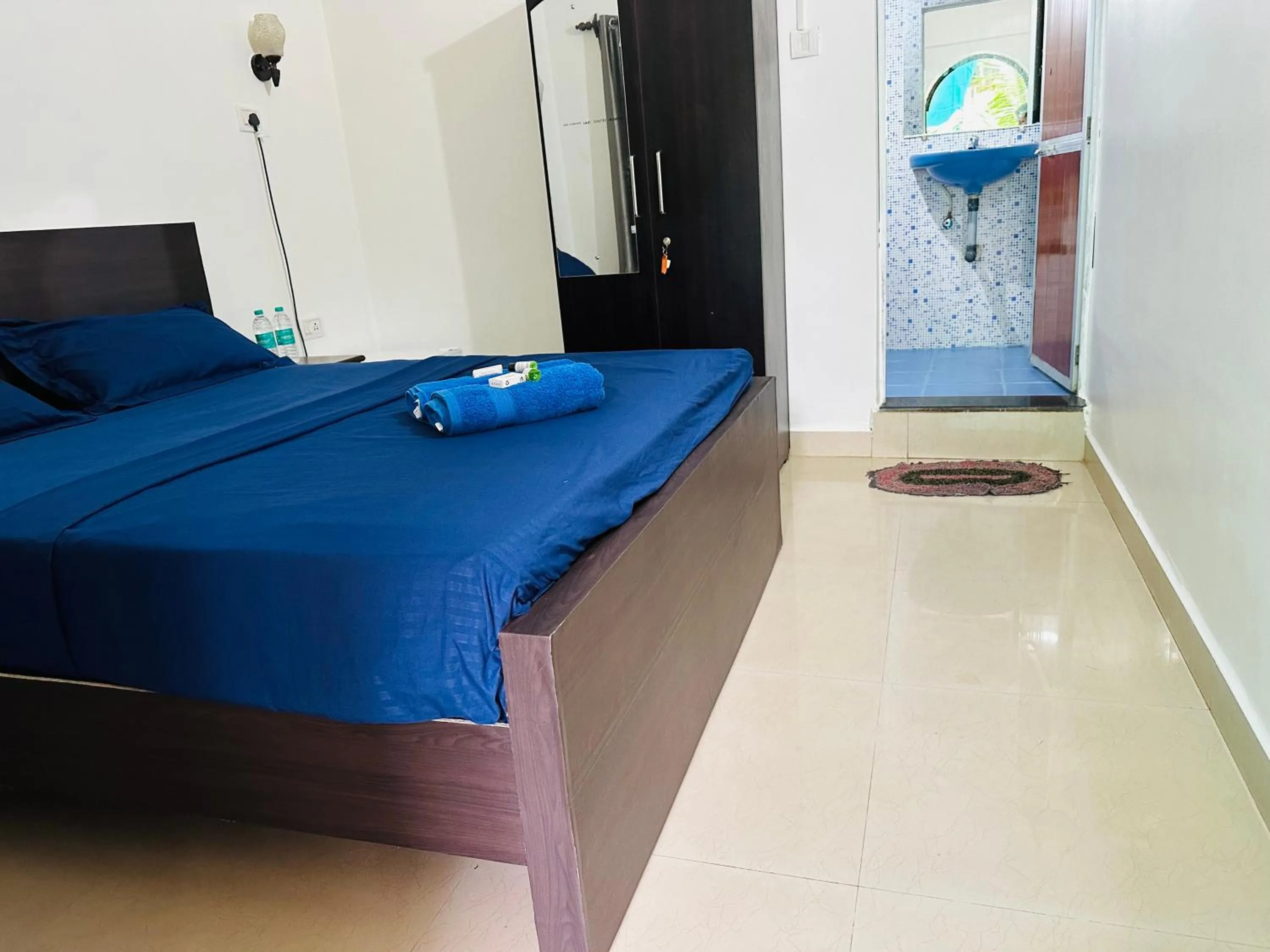 wardrobe, Bed in Swati