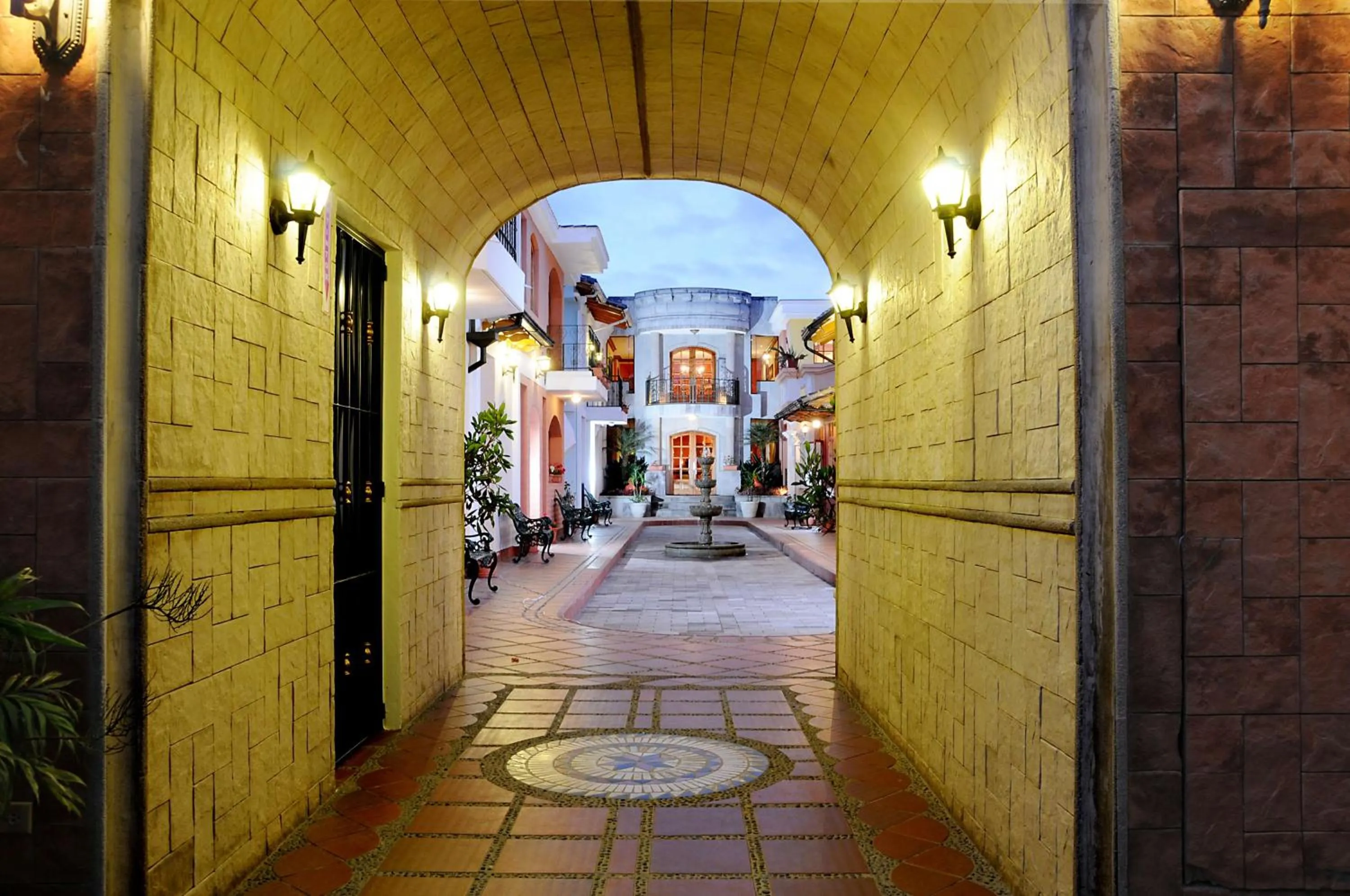 Property building in Hotel Rincon de Puembo; BW Signature Collection