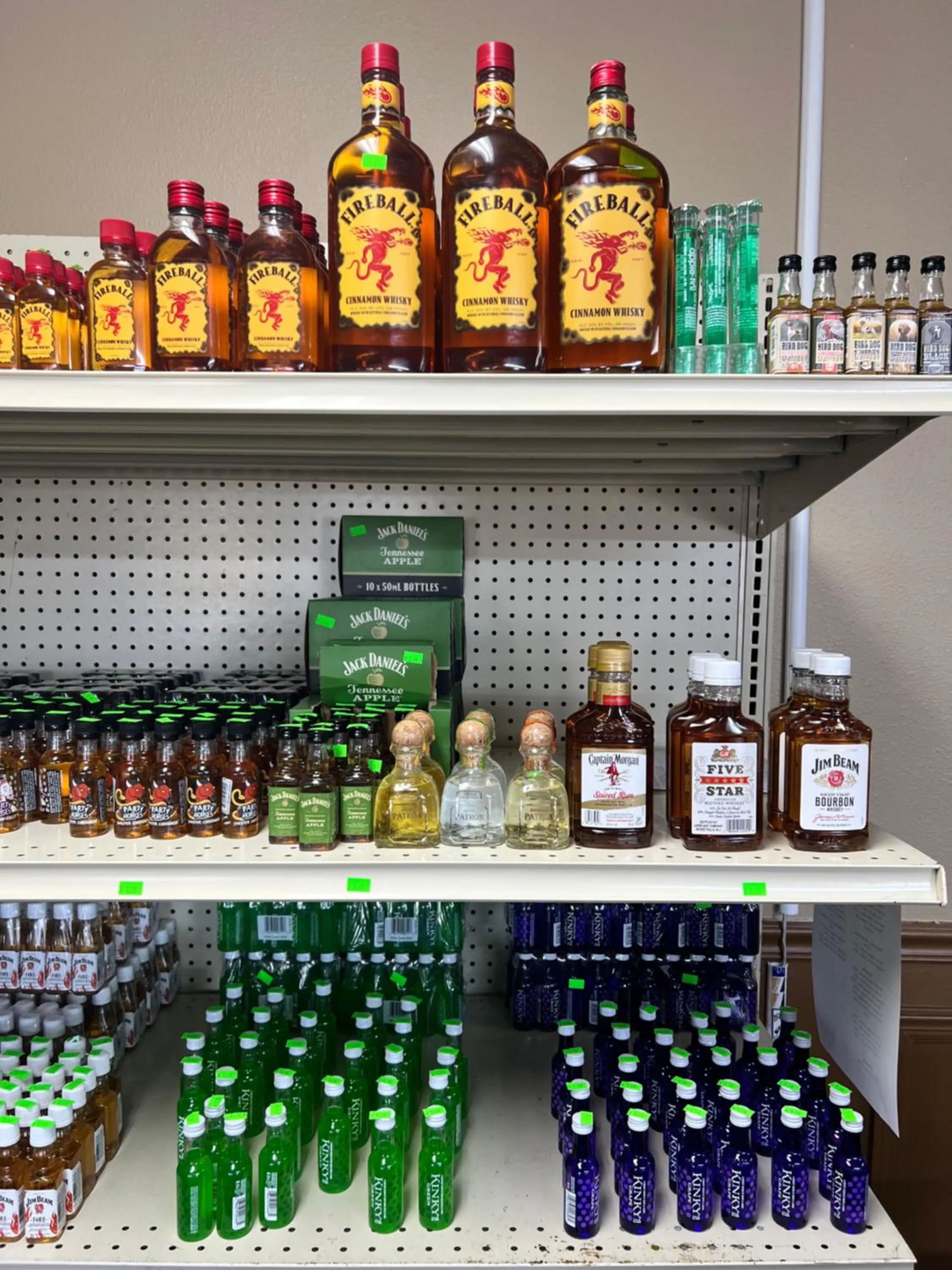 Designer Inn and Suites