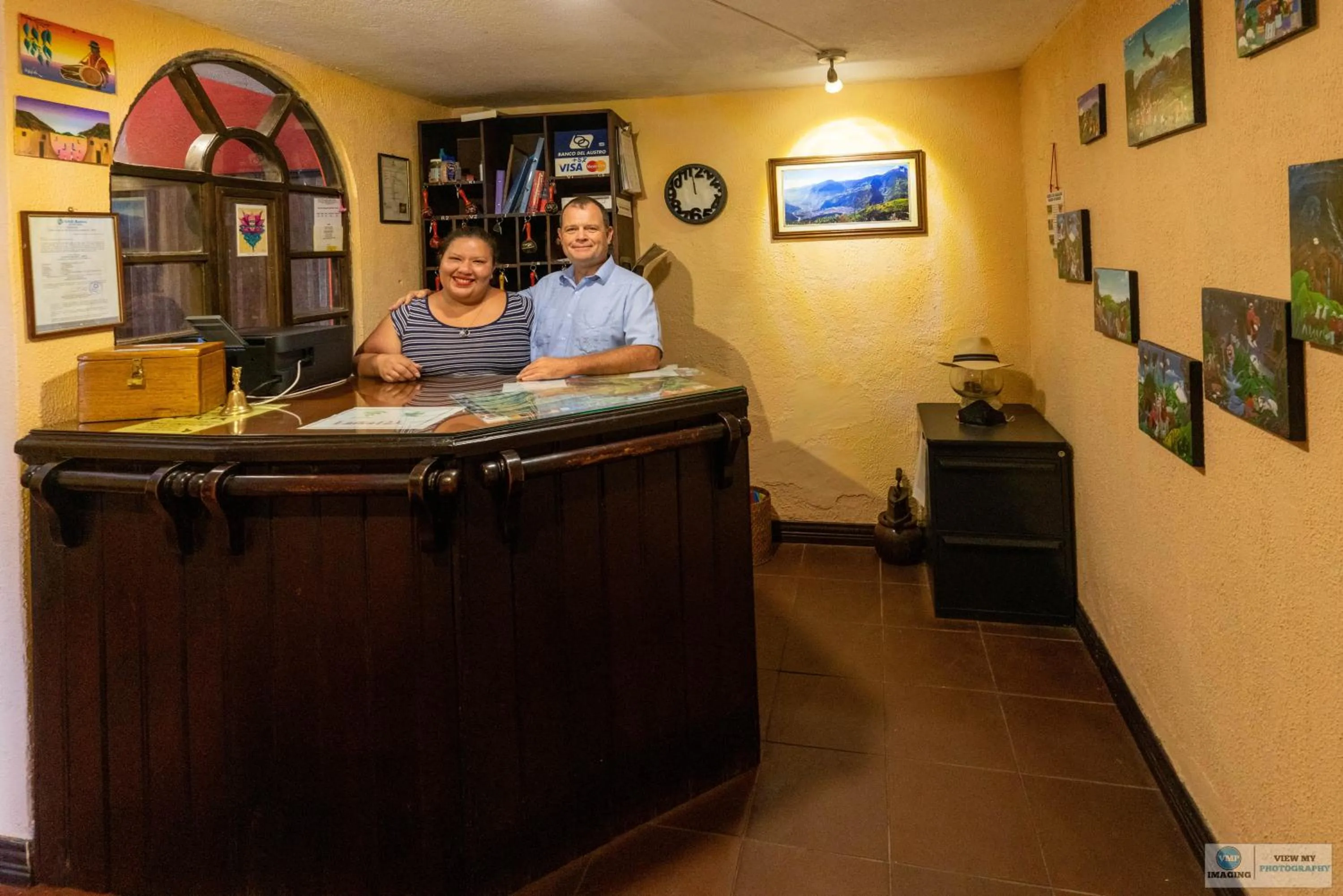 Staff in La Posada Del Arte