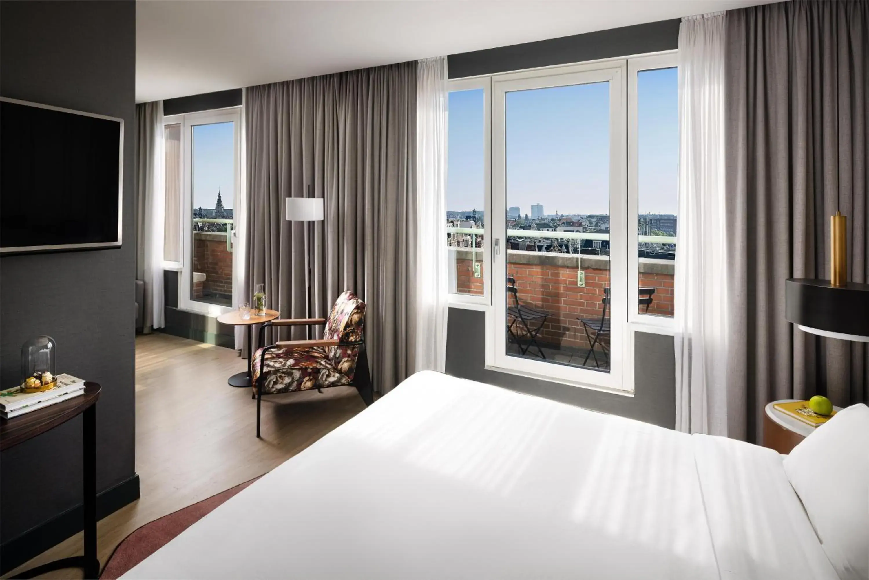 Premium Double Room with Balcony with Extra Bed in NH Collection Amsterdam Flower Market Premium Double Room with Balcony with Extra Bed in NH Collection Amsterdam Flower Market