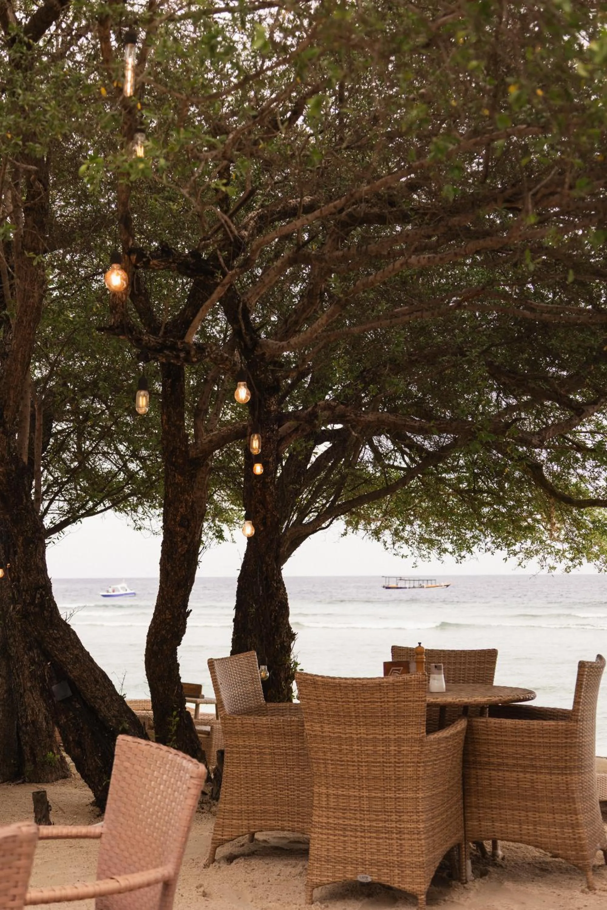 Restaurant/places to eat in Villa Penyu Gili Trawangan