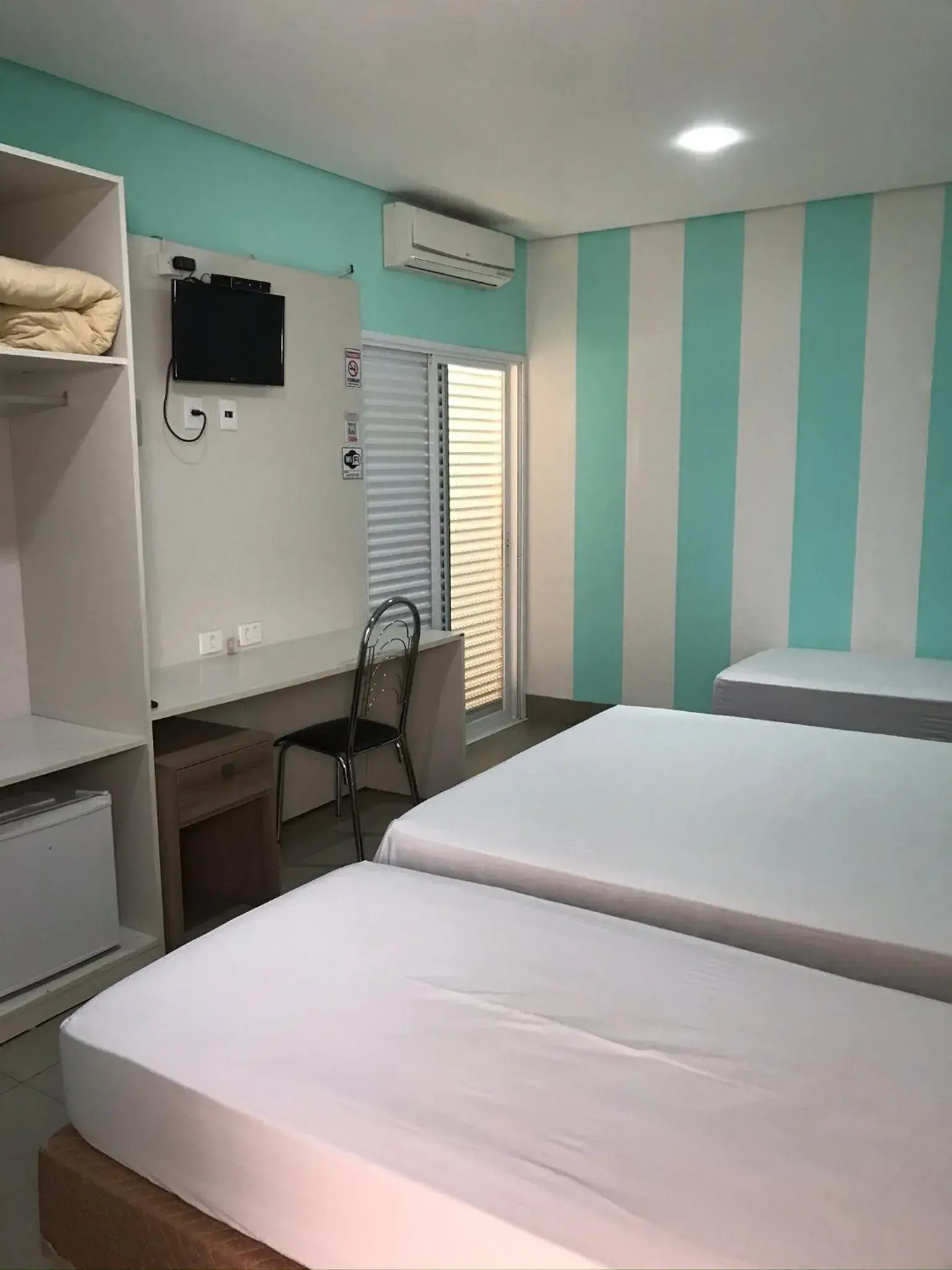 Deluxe Triple Room - single occupancy in Emmis Park Hotel Deluxe Triple Room - single occupancy in Emmis Park Hotel