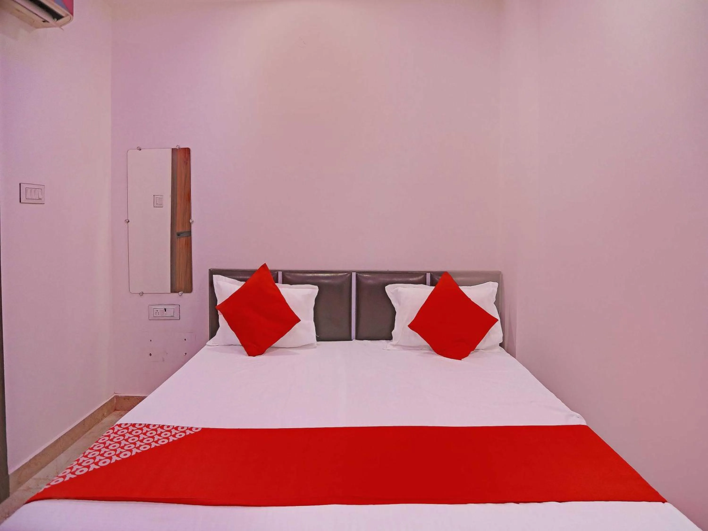 Bedroom, Bed in Hotel O by OYO Royal Residency