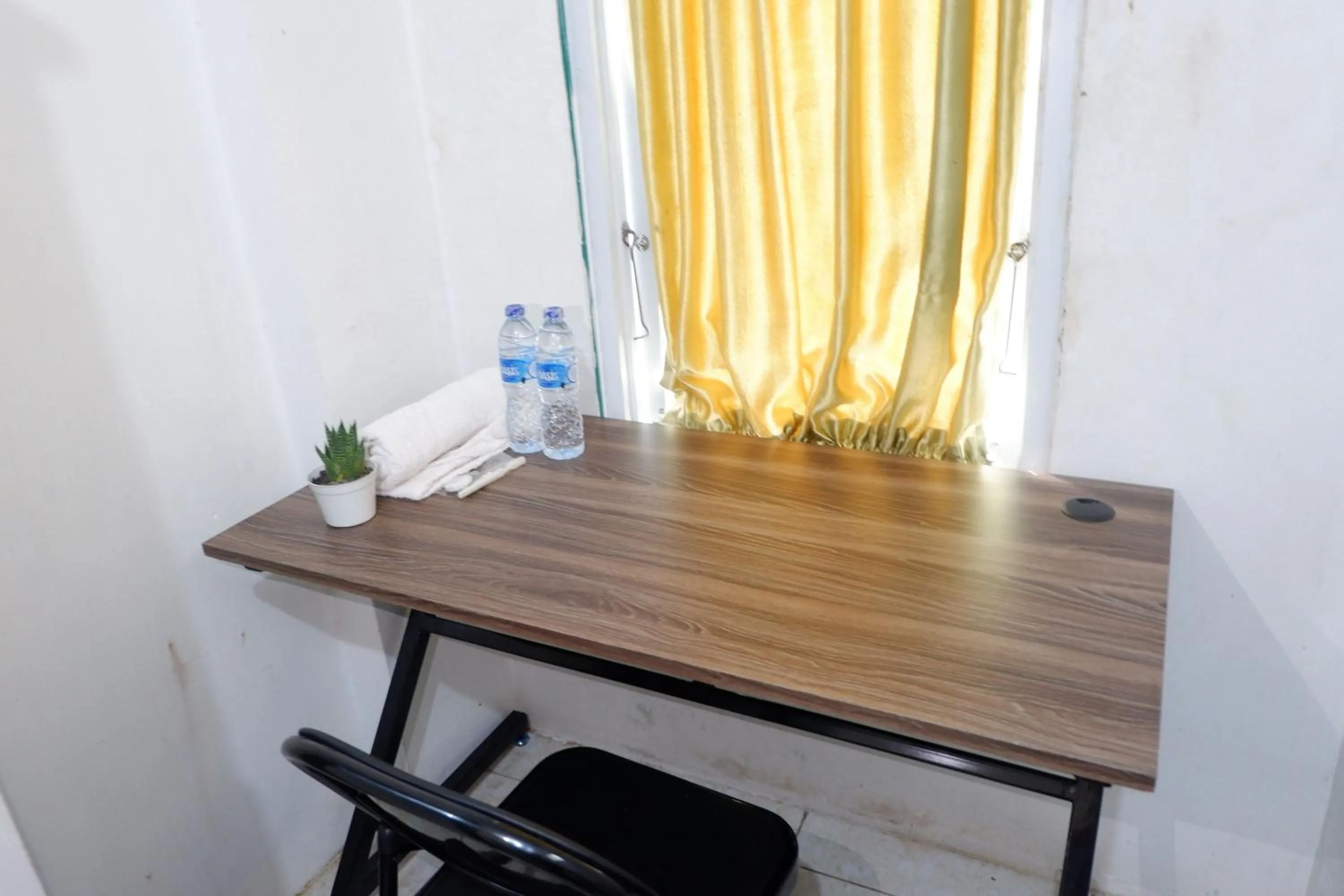 hair dresser in Kasmarani Homestay